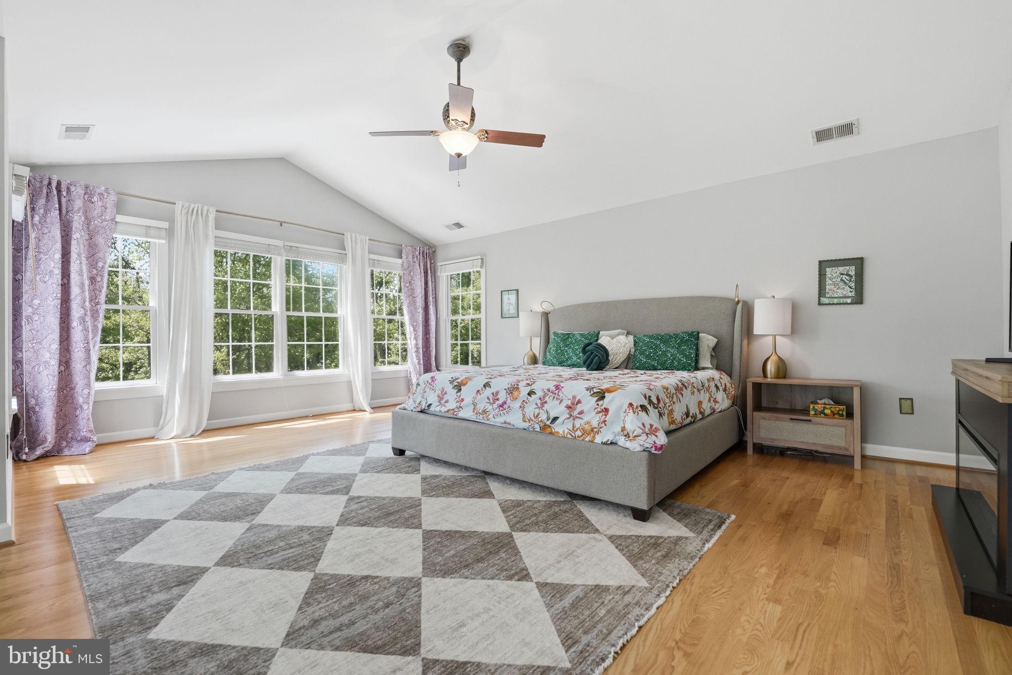 MANORS AT WOLF TRAP - Residential