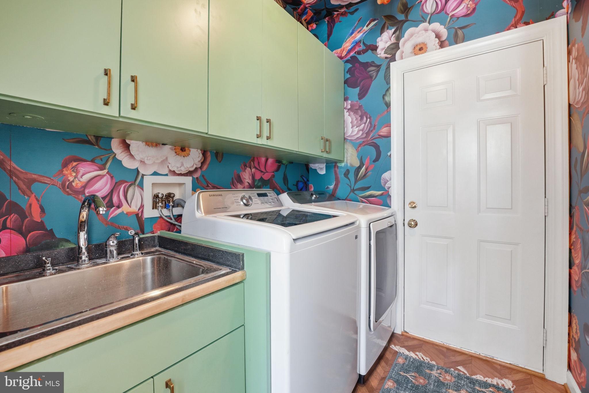 MANORS AT WOLF TRAP - Residential