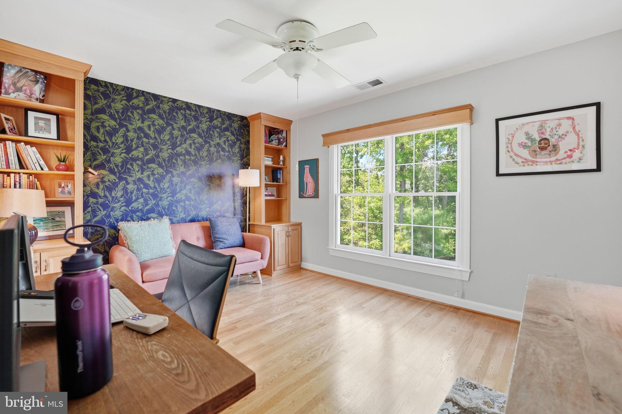 MANORS AT WOLF TRAP - Residential