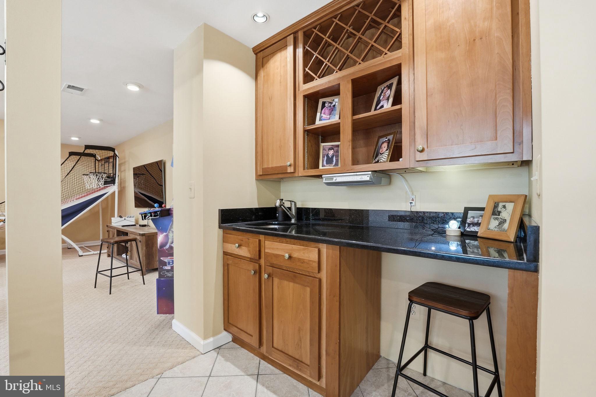 MANORS AT WOLF TRAP - Residential