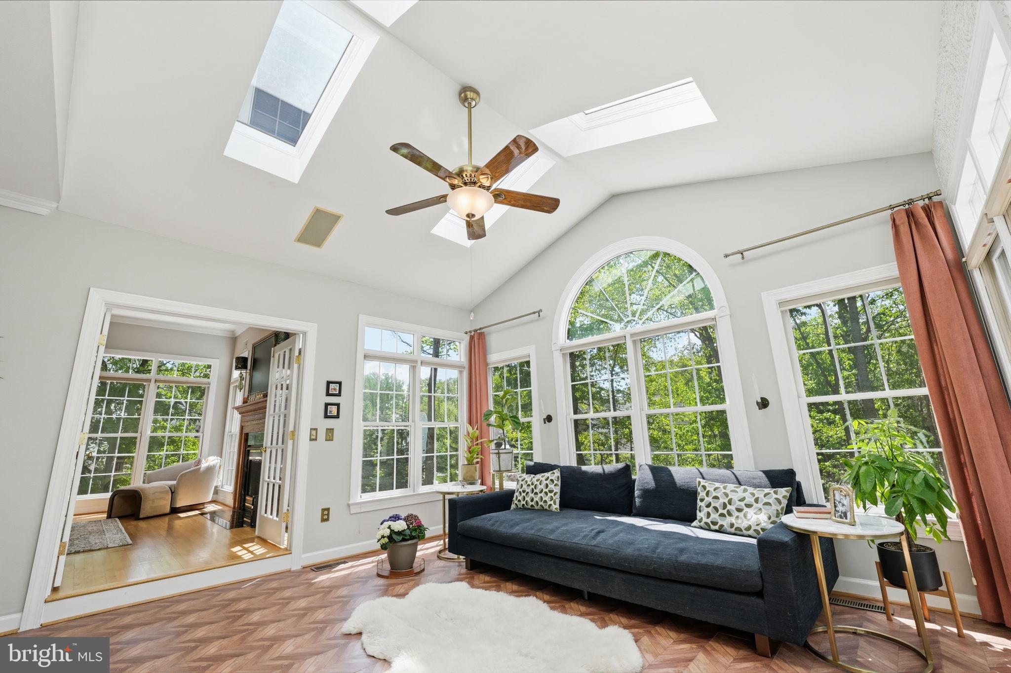 MANORS AT WOLF TRAP - Residential