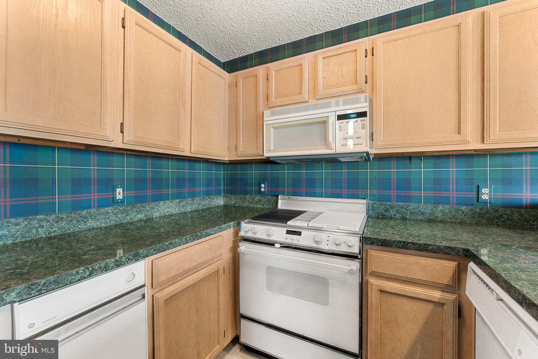 RIVERS LANDING - Residential