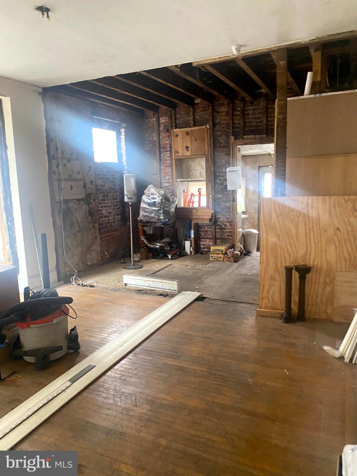 GERMANTOWN - Residential