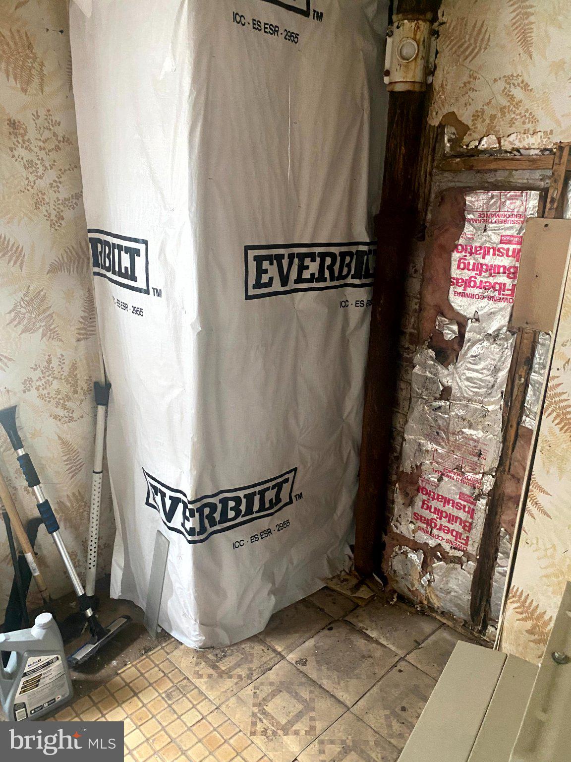 GERMANTOWN - Residential