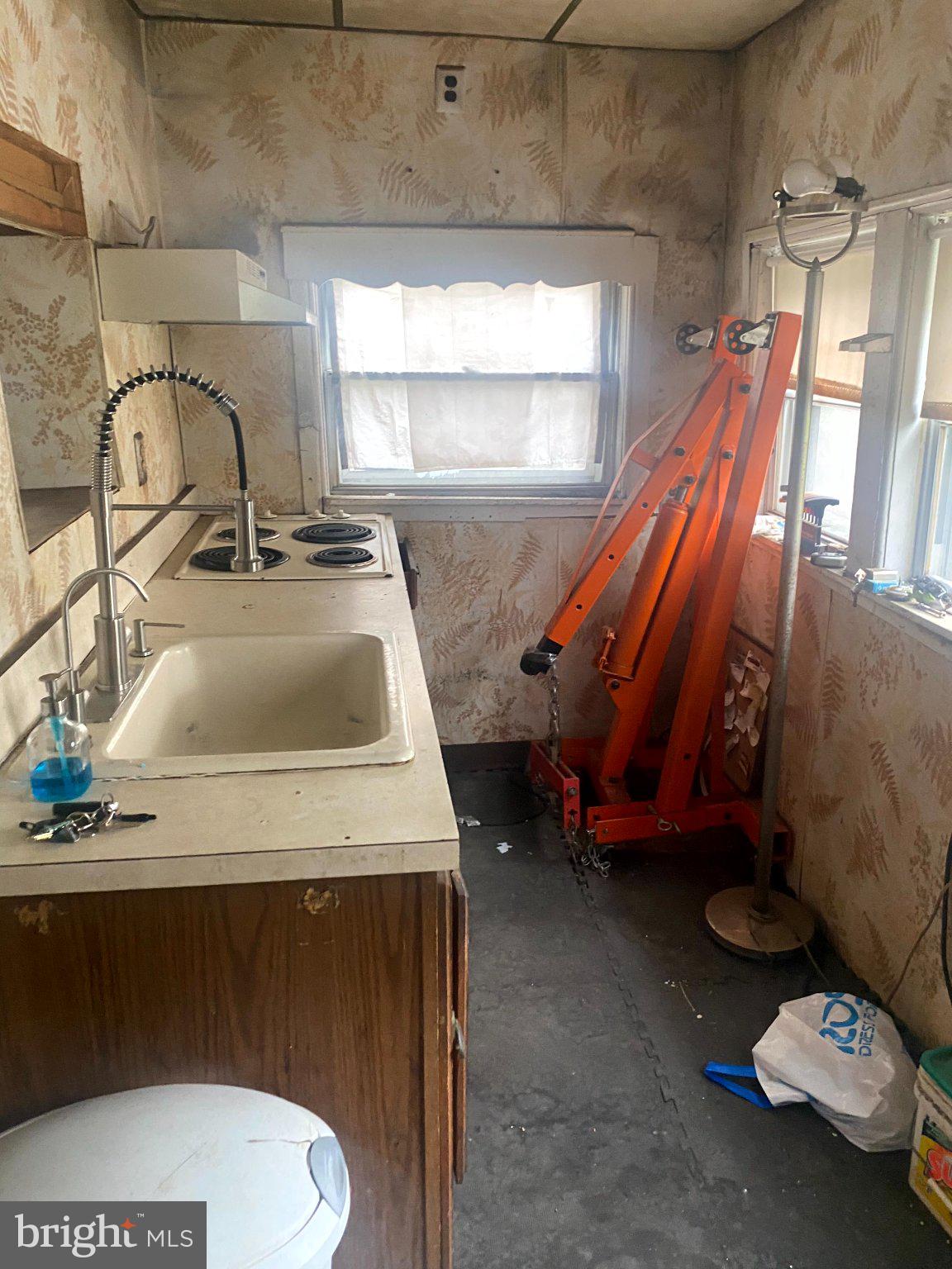 GERMANTOWN - Residential