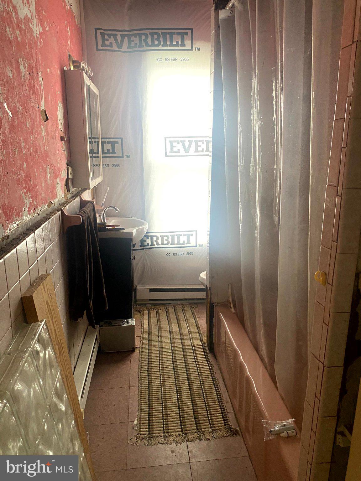 GERMANTOWN - Residential