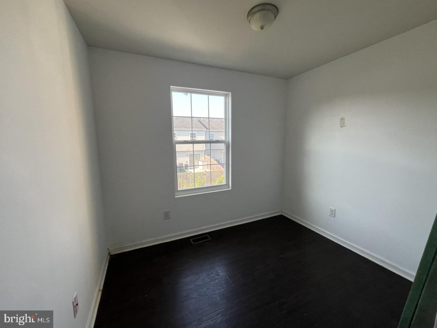 INWOOD VILLAGE - Residential Lease