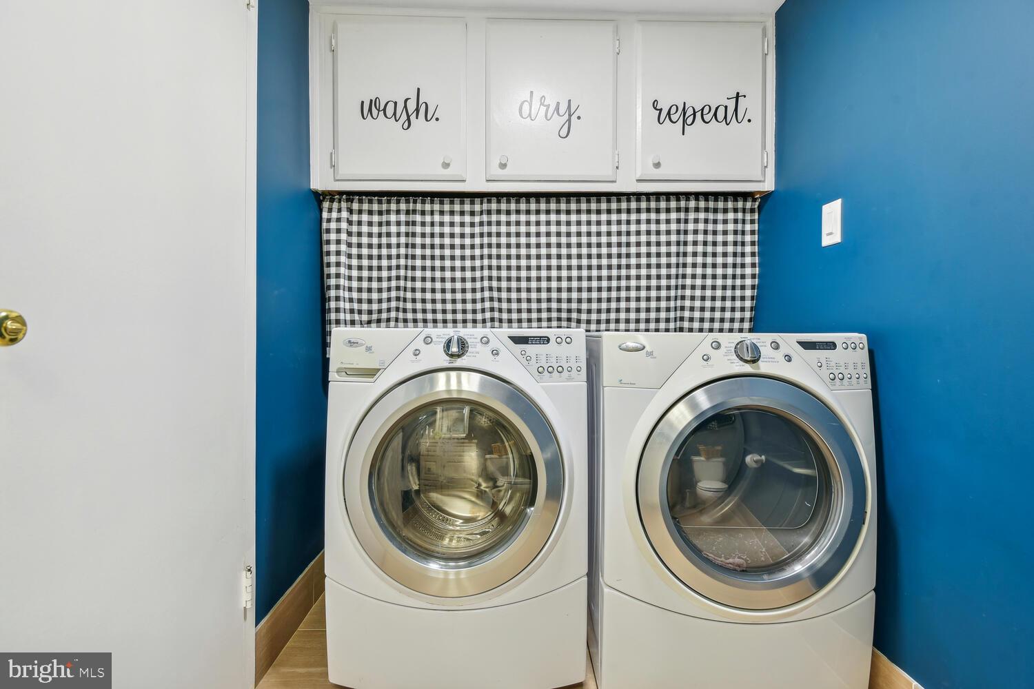 IVY OAK - Residential