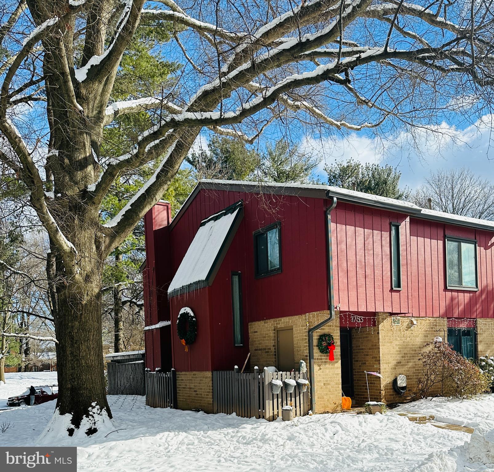 IVY OAK - Residential