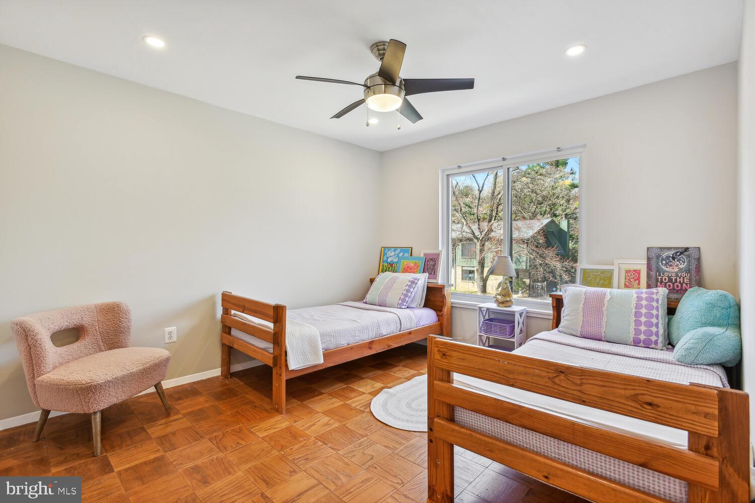 IVY OAK - Residential