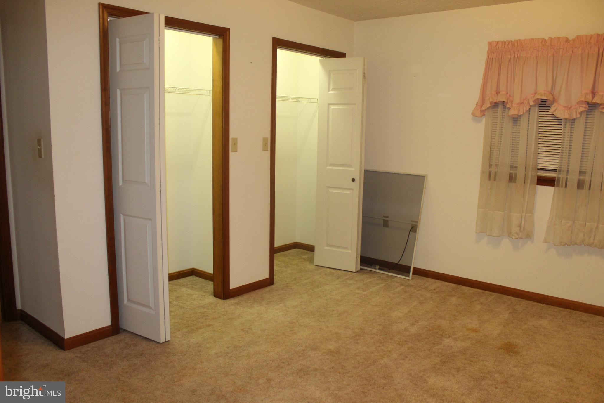 RINE VILLAGE - Residential