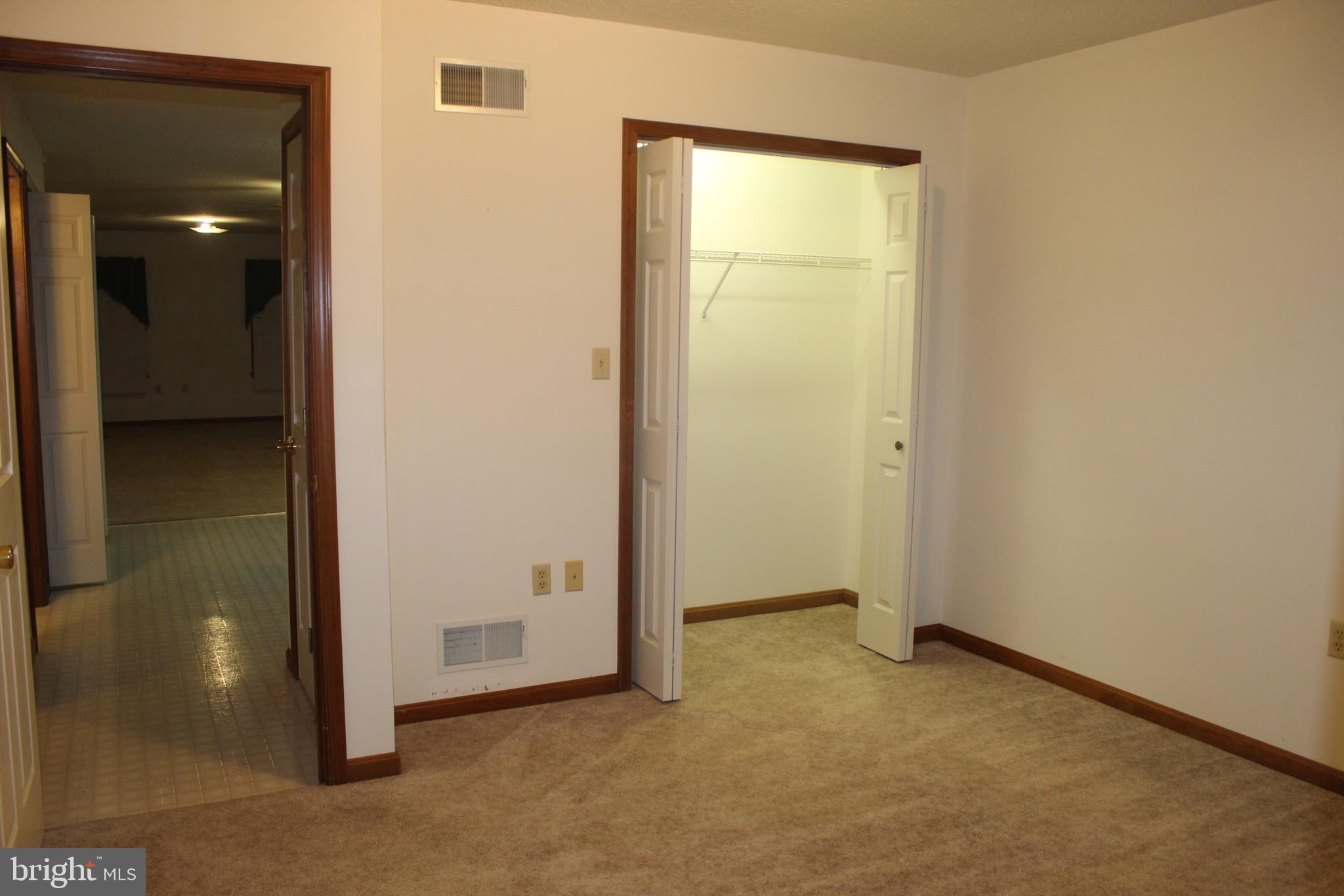 RINE VILLAGE - Residential