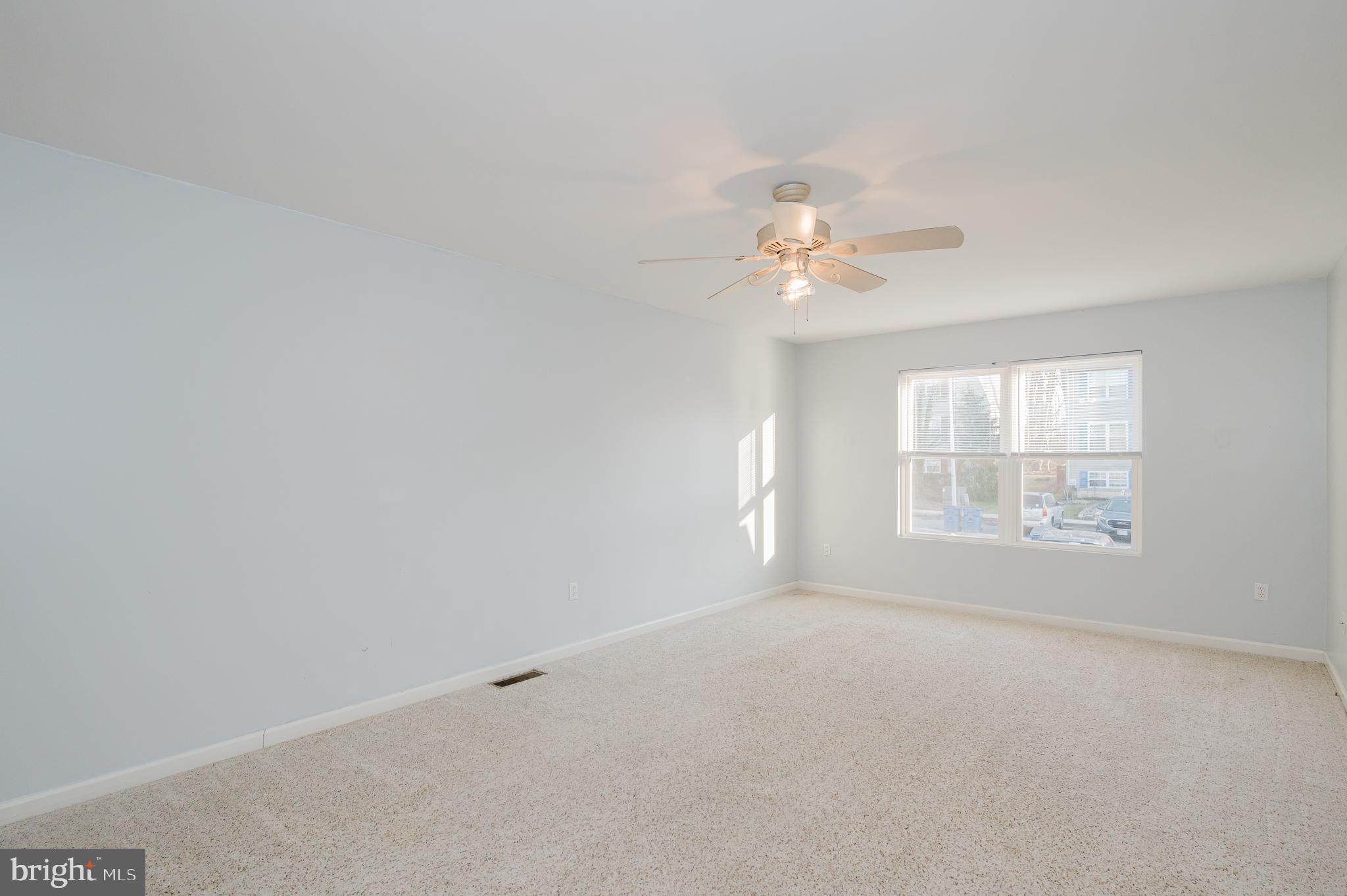 DUCK HARBOUR - Residential Lease