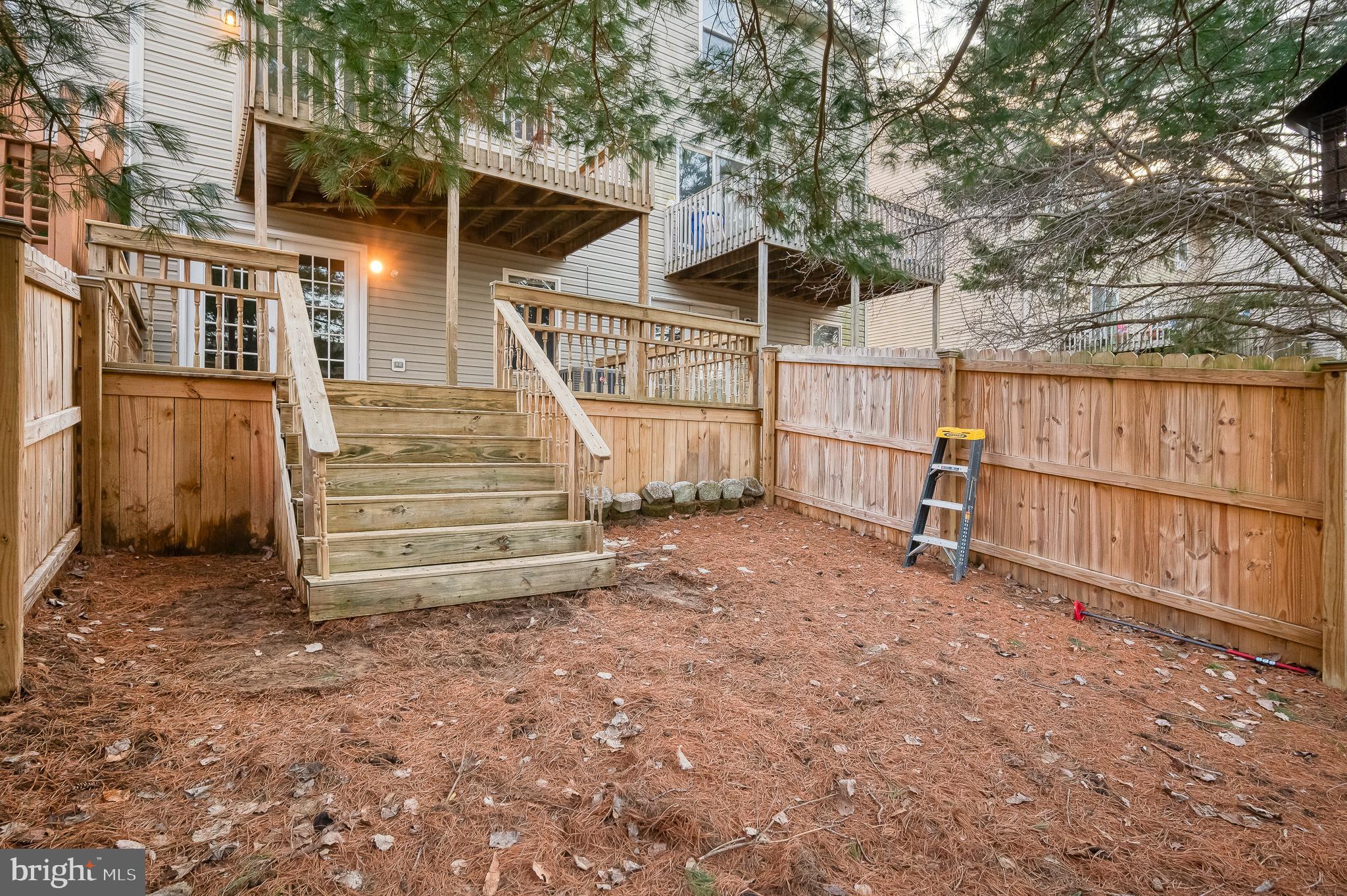 DUCK HARBOUR - Residential Lease