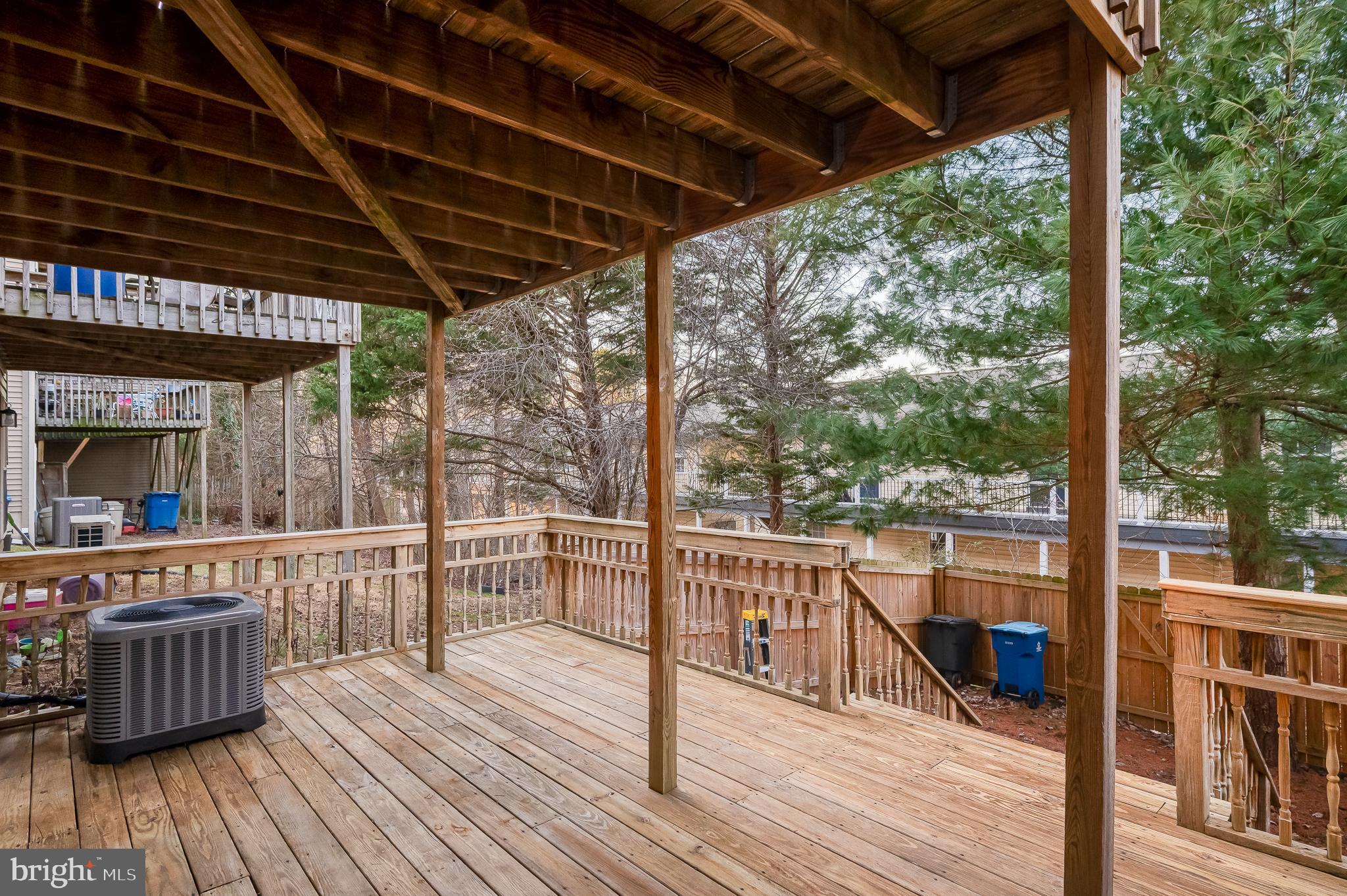 DUCK HARBOUR - Residential Lease