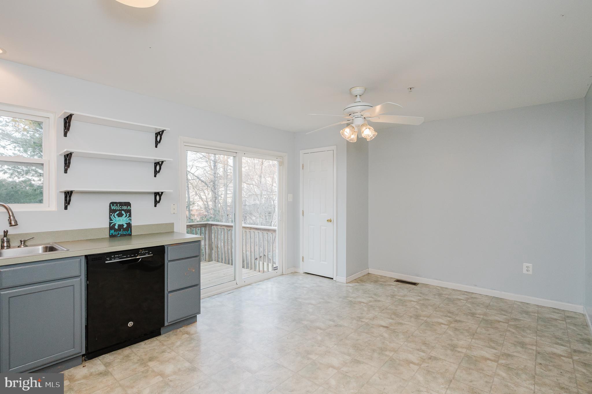 DUCK HARBOUR - Residential Lease