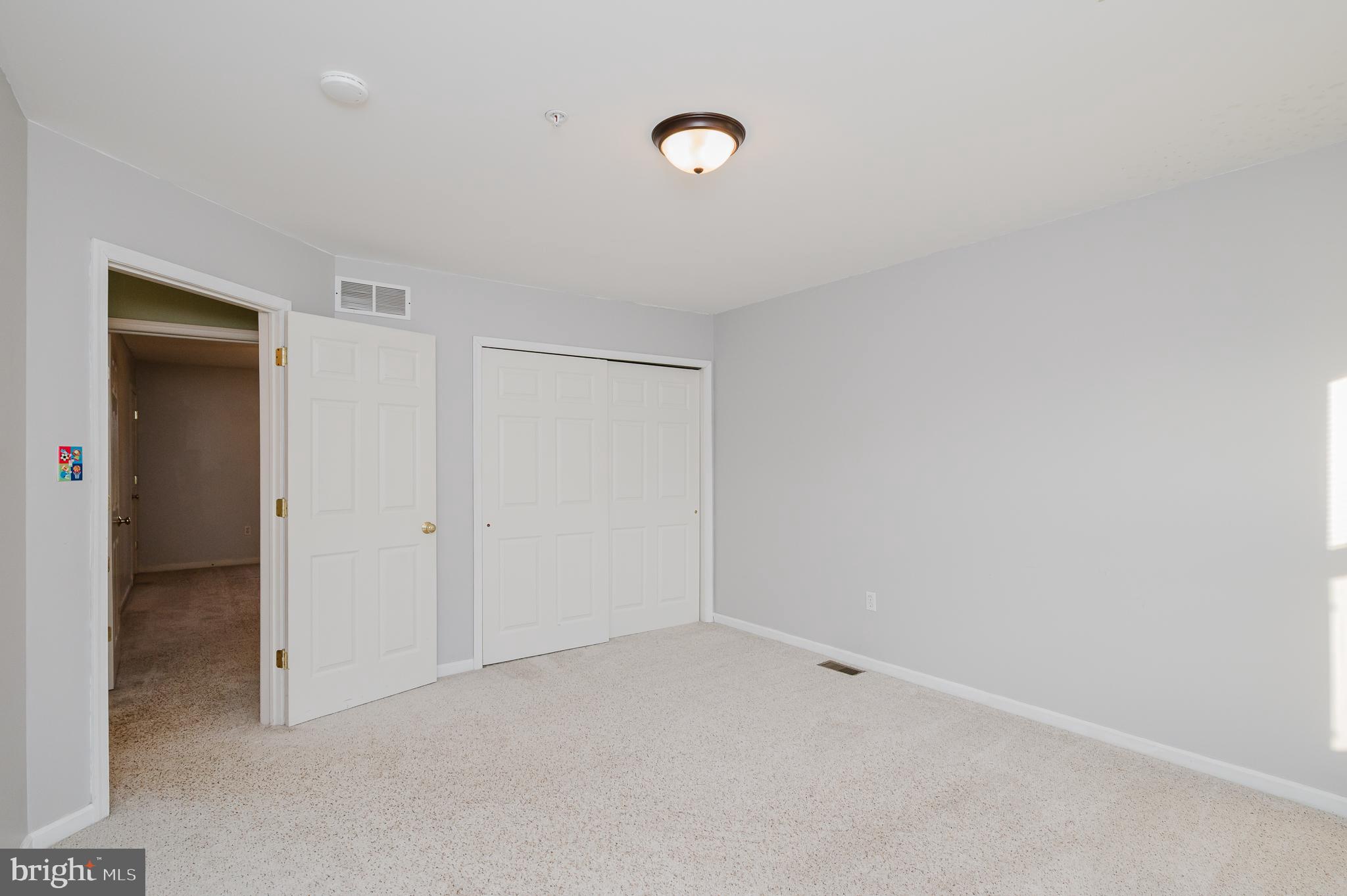 DUCK HARBOUR - Residential Lease