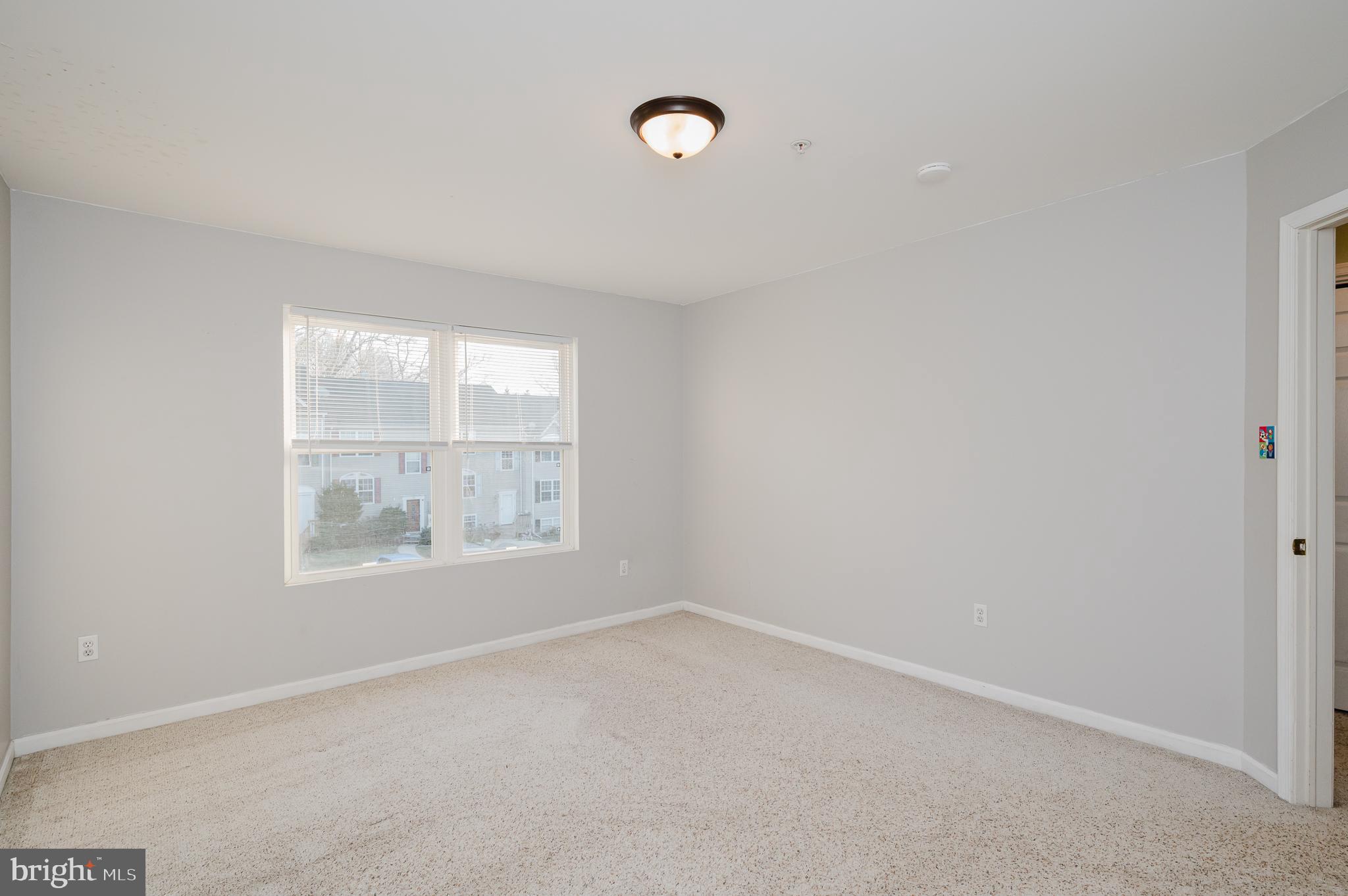 DUCK HARBOUR - Residential Lease