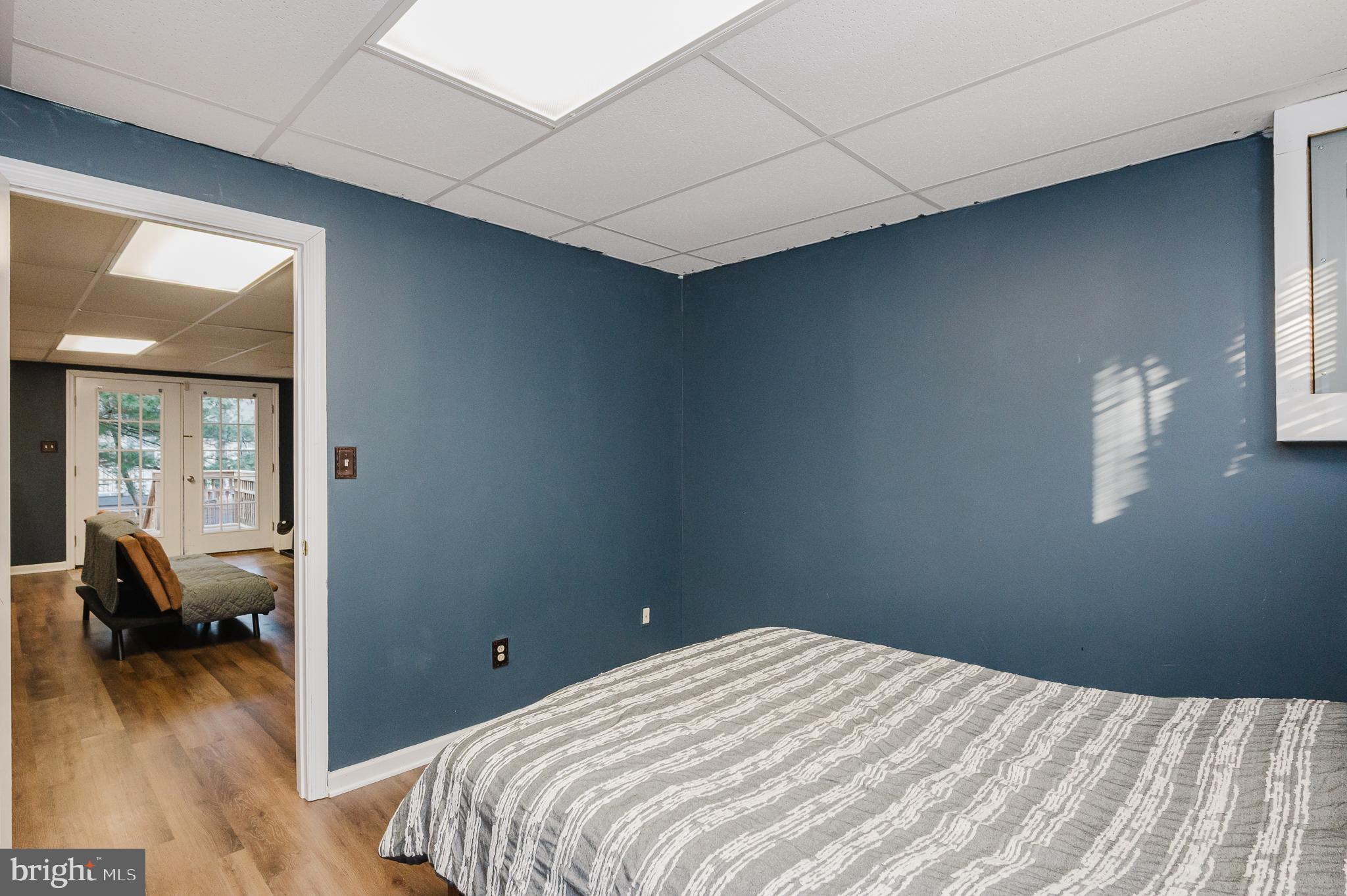 DUCK HARBOUR - Residential Lease