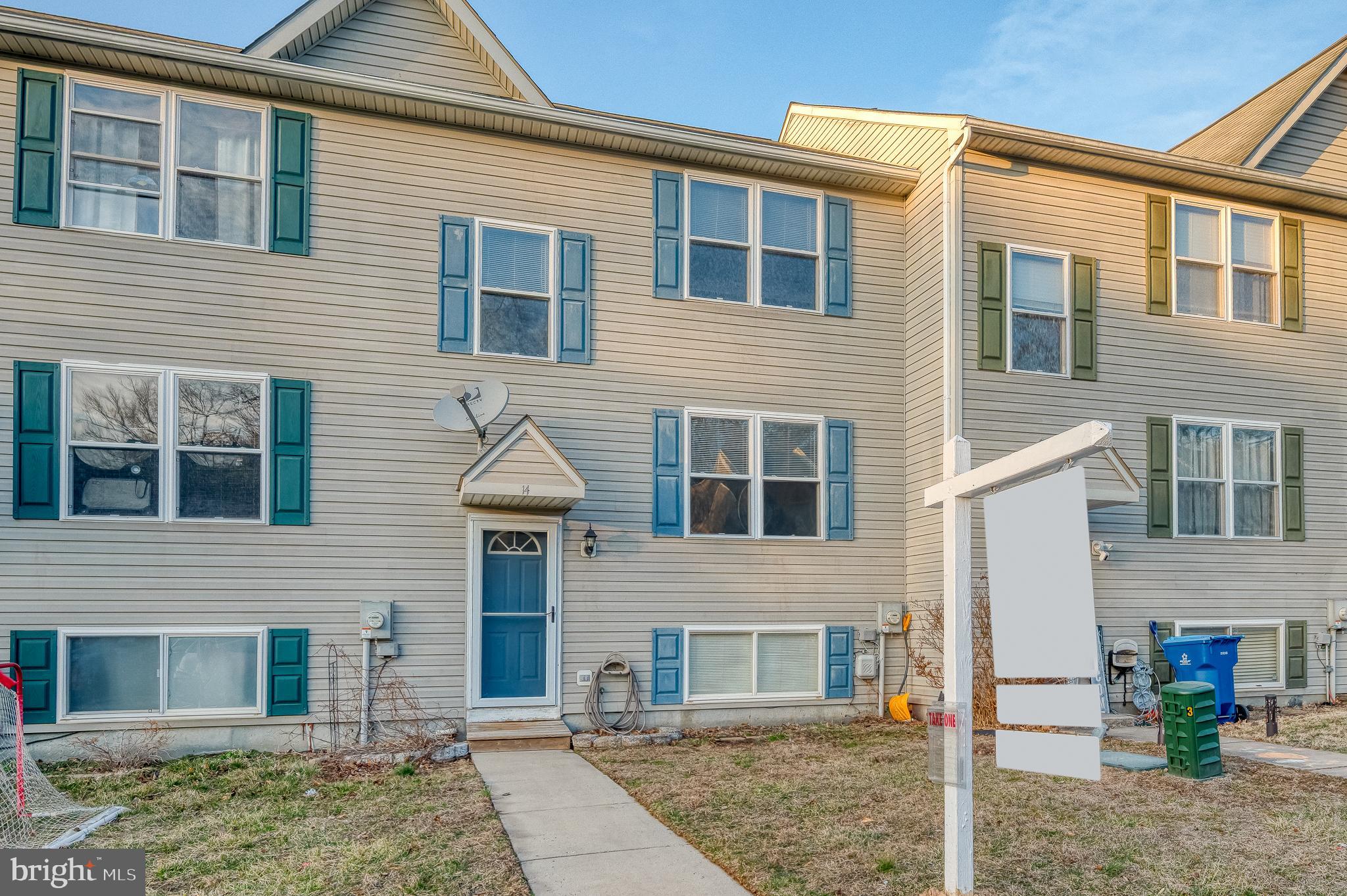 DUCK HARBOUR - Residential Lease