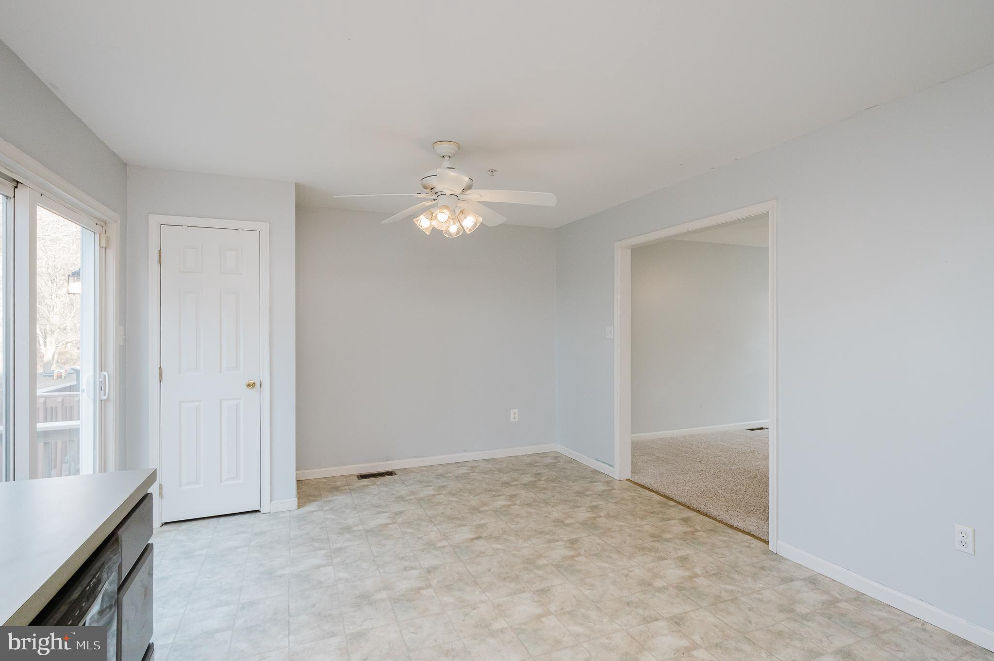 DUCK HARBOUR - Residential Lease