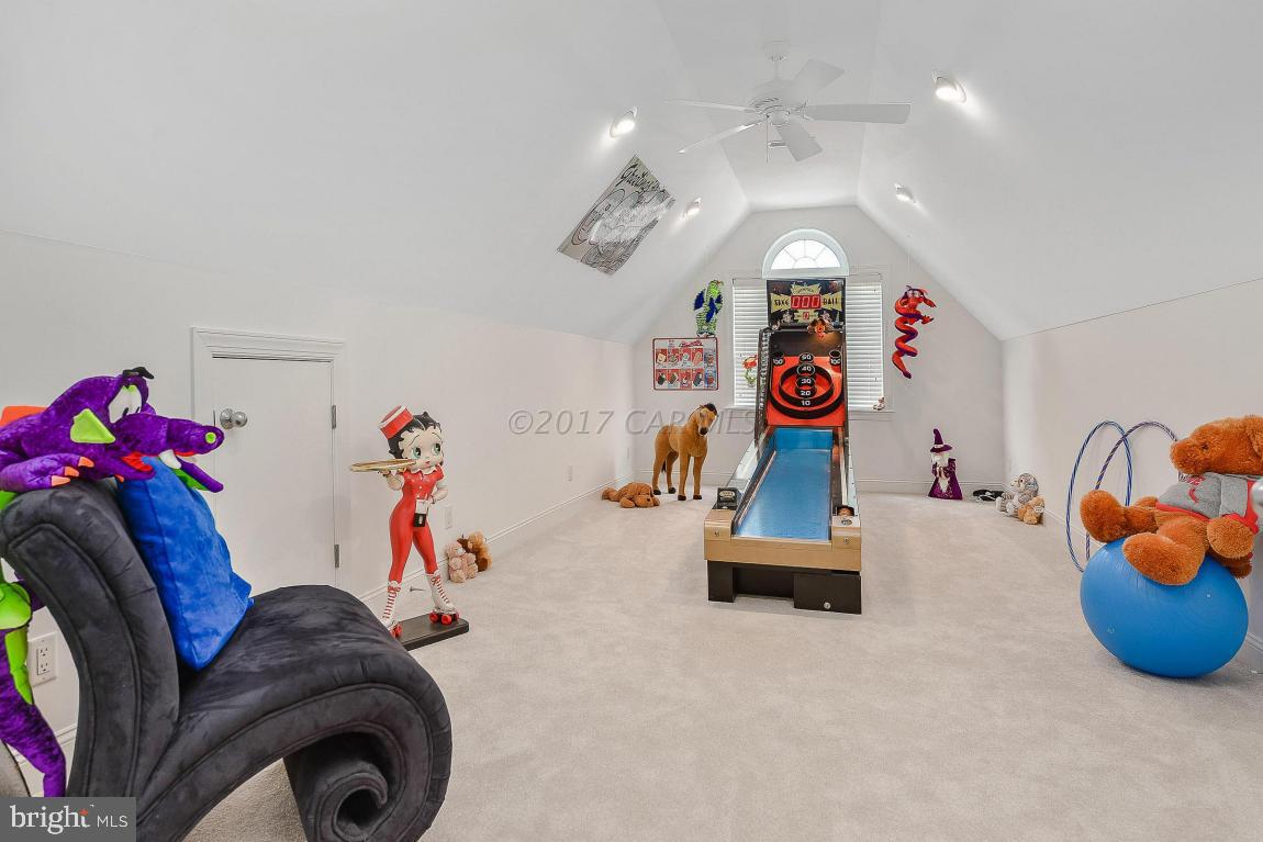 HERON HARBOUR - Residential