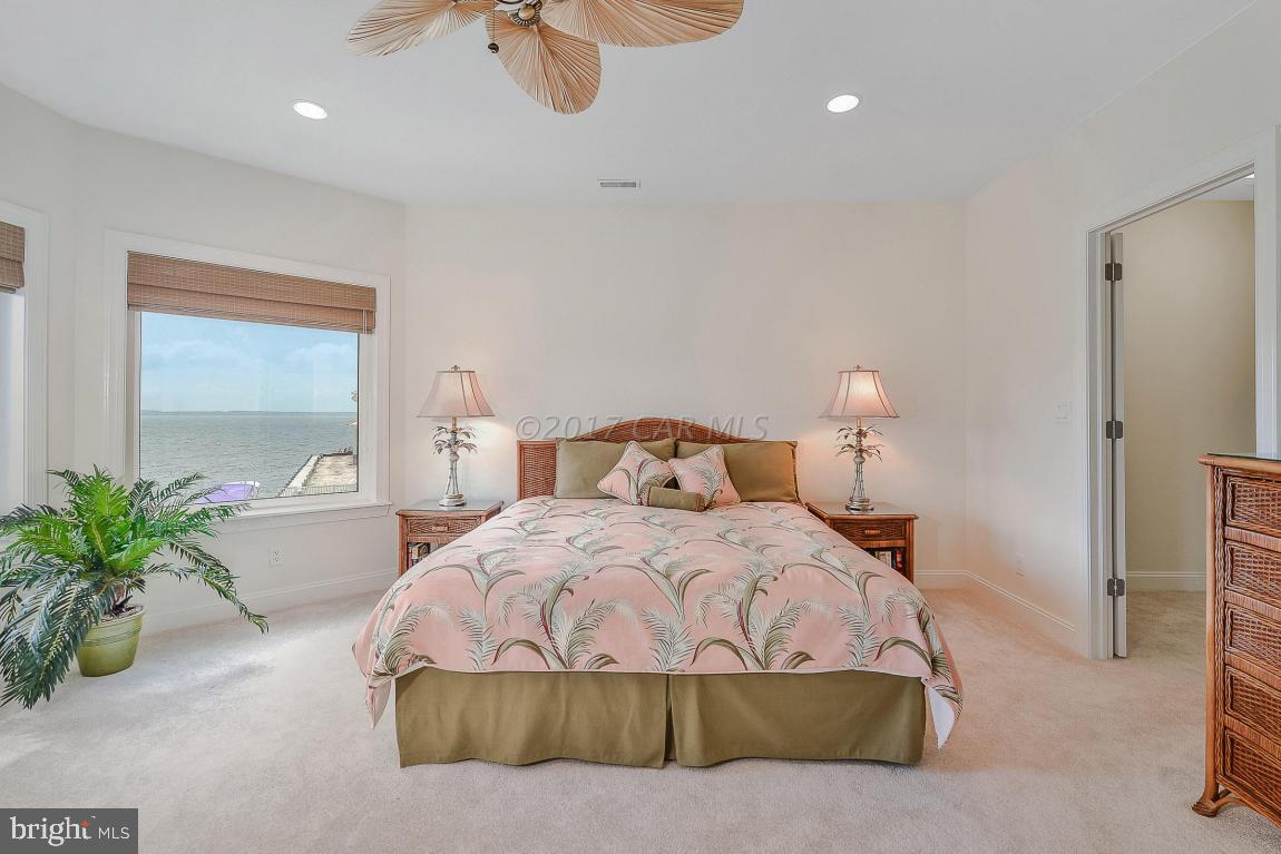 HERON HARBOUR - Residential