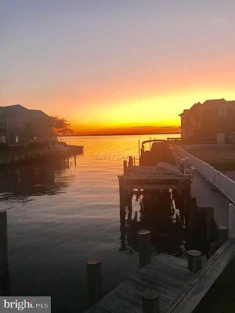 HERON HARBOUR - Residential