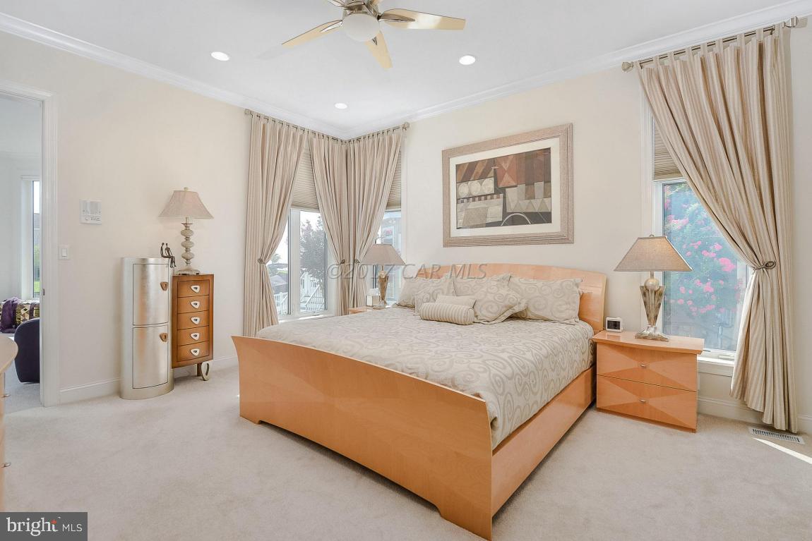 HERON HARBOUR - Residential