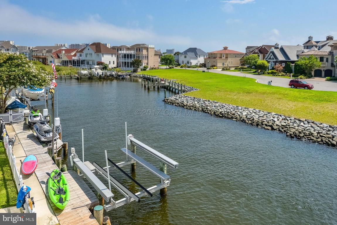 HERON HARBOUR - Residential