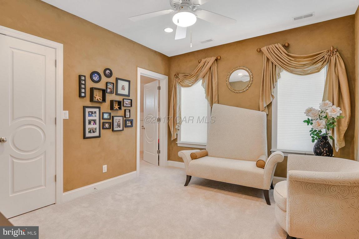 HERON HARBOUR - Residential