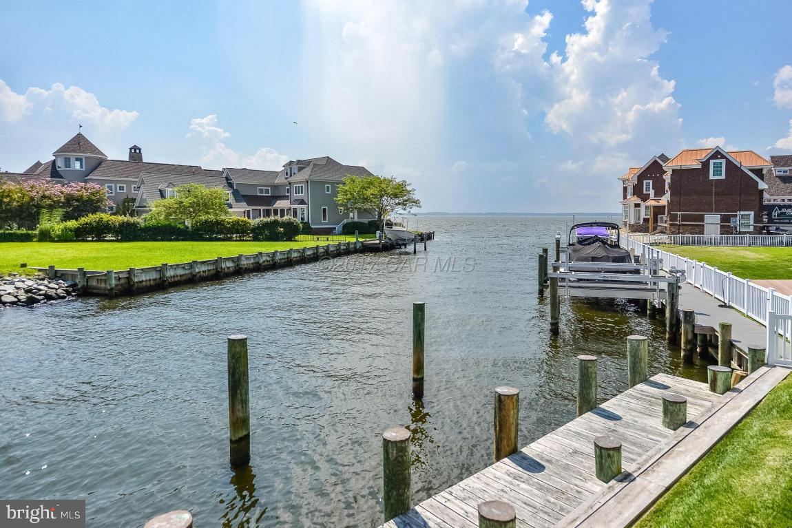 HERON HARBOUR - Residential