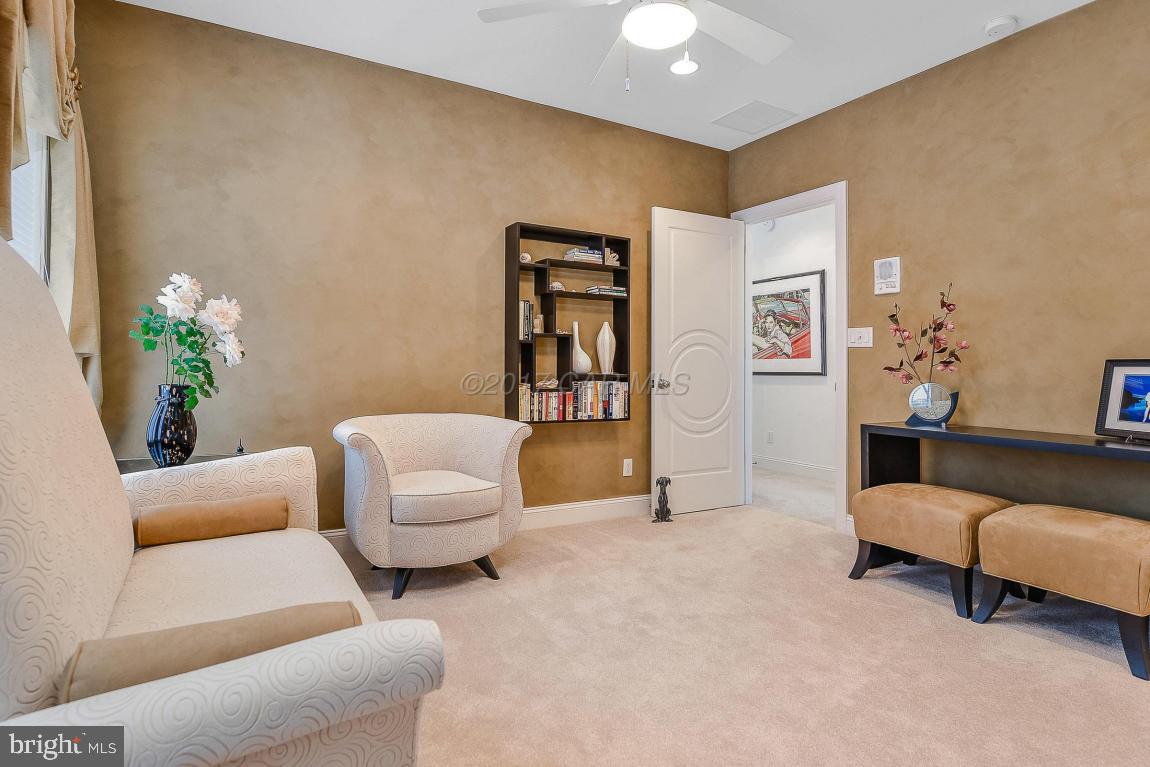 HERON HARBOUR - Residential