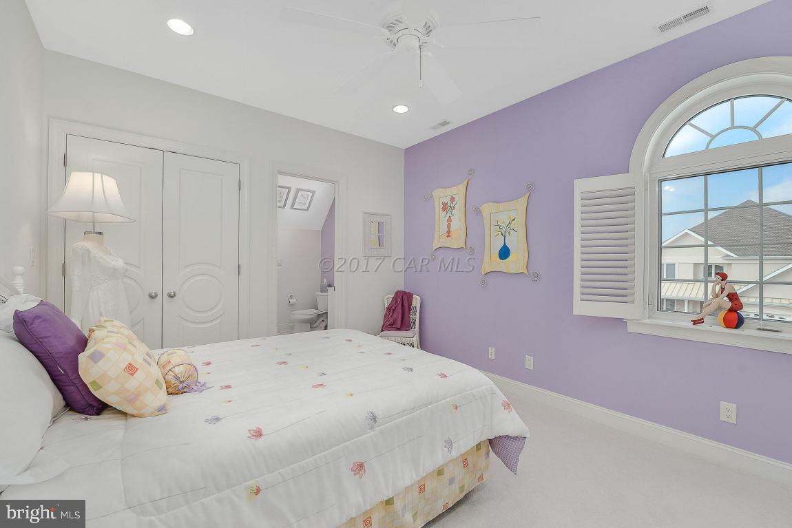 HERON HARBOUR - Residential