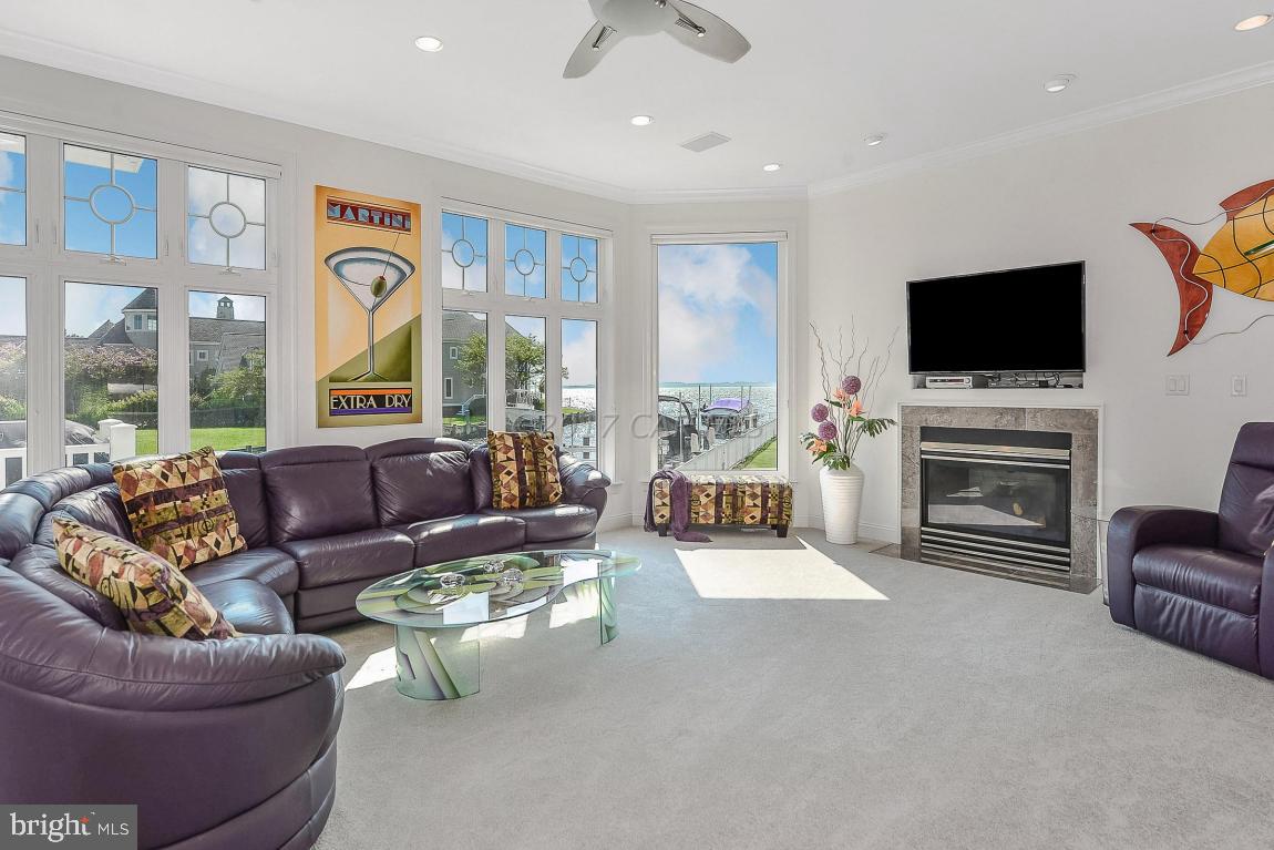 HERON HARBOUR - Residential