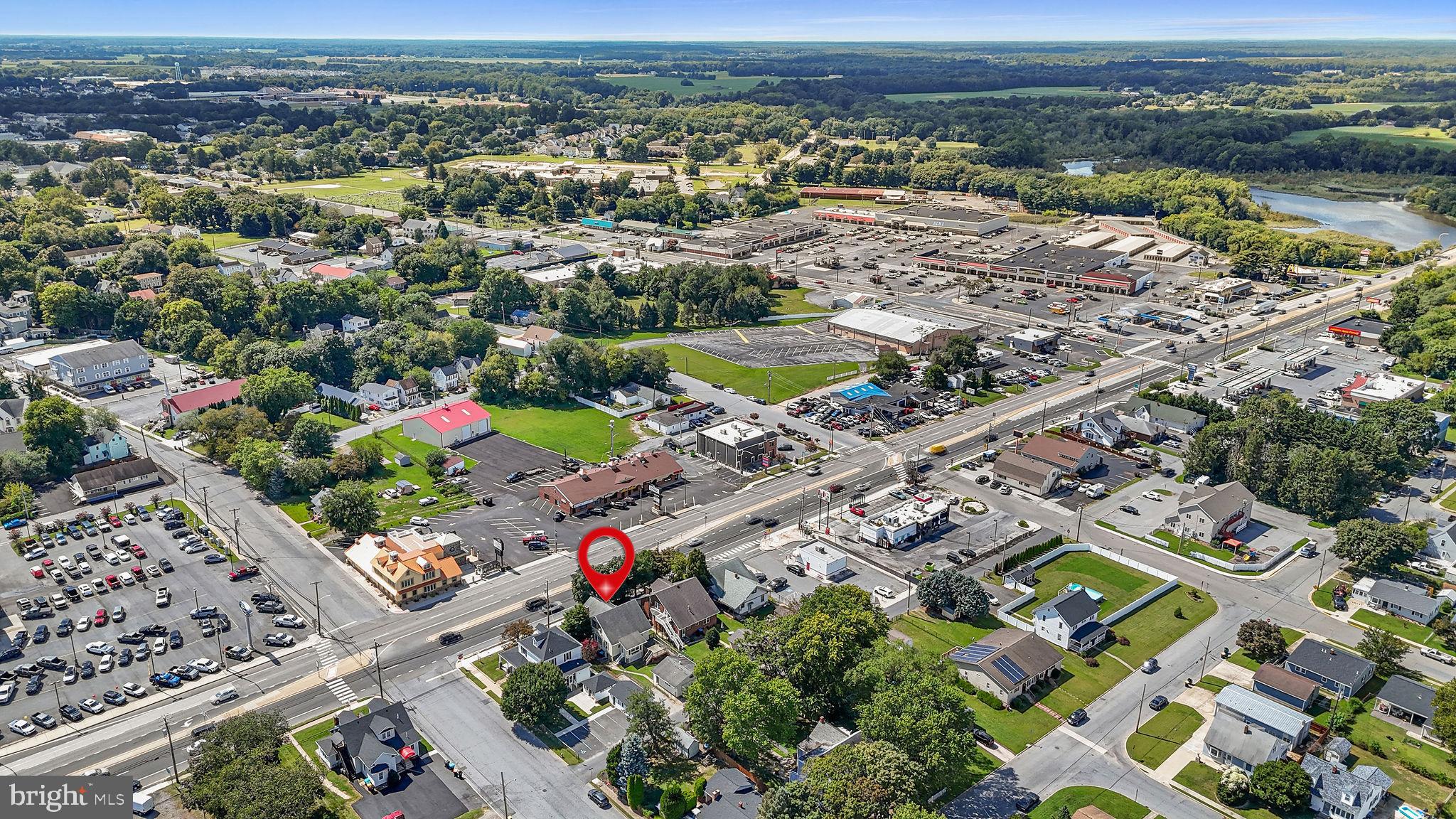 PARKWAY MANOR - Residential