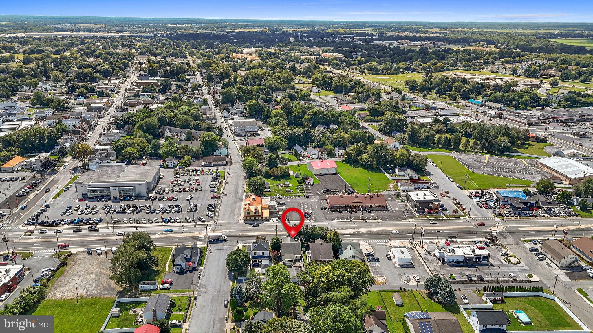 PARKWAY MANOR - Residential