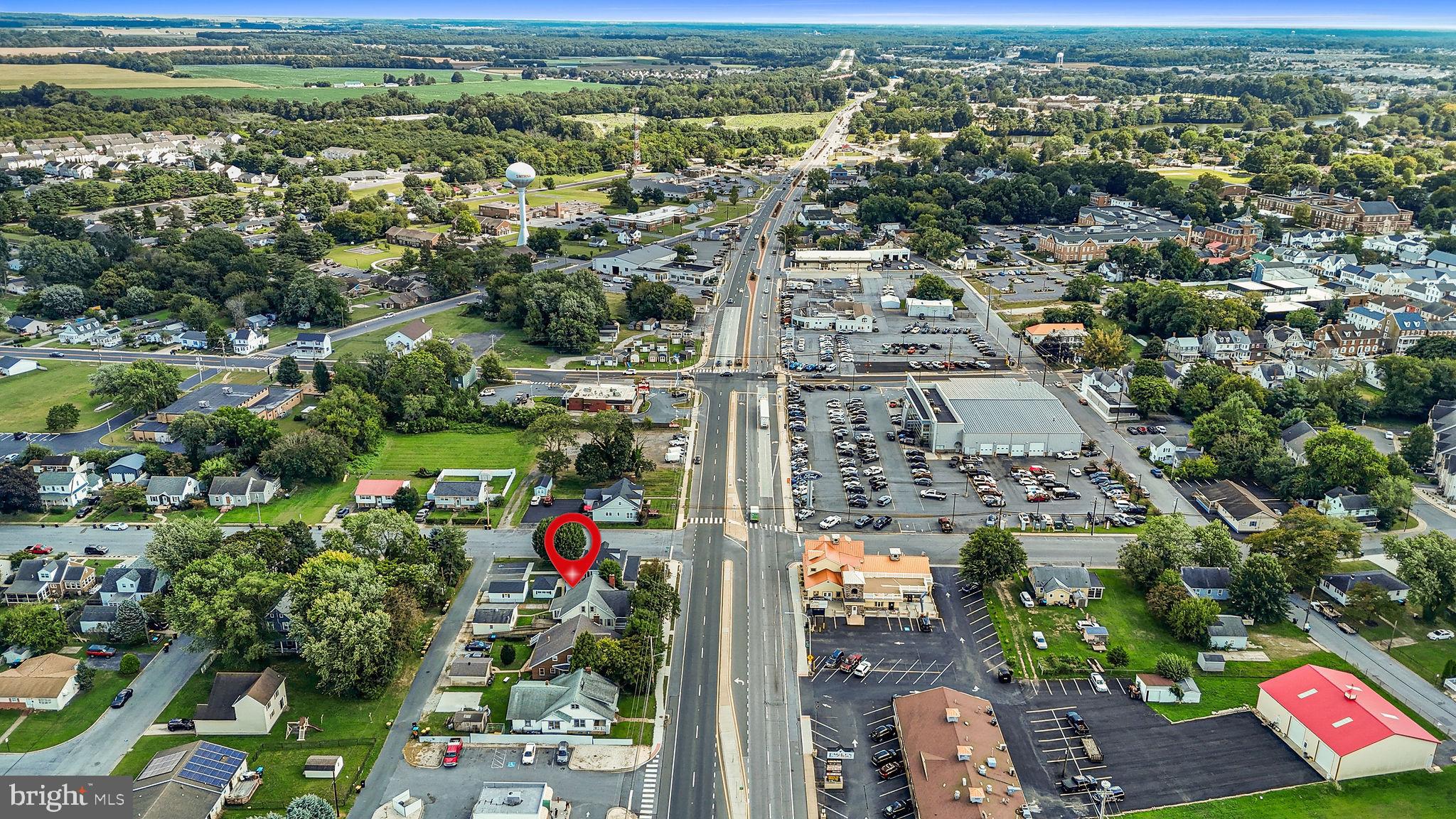 PARKWAY MANOR - Residential