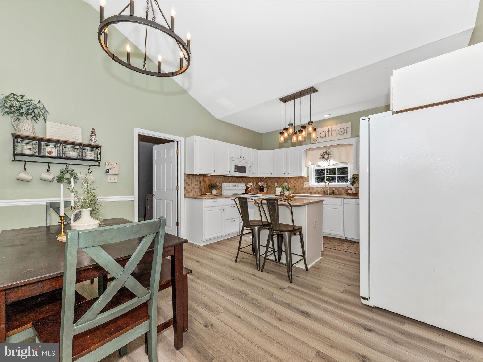 FORT HILL FARMS - Residential