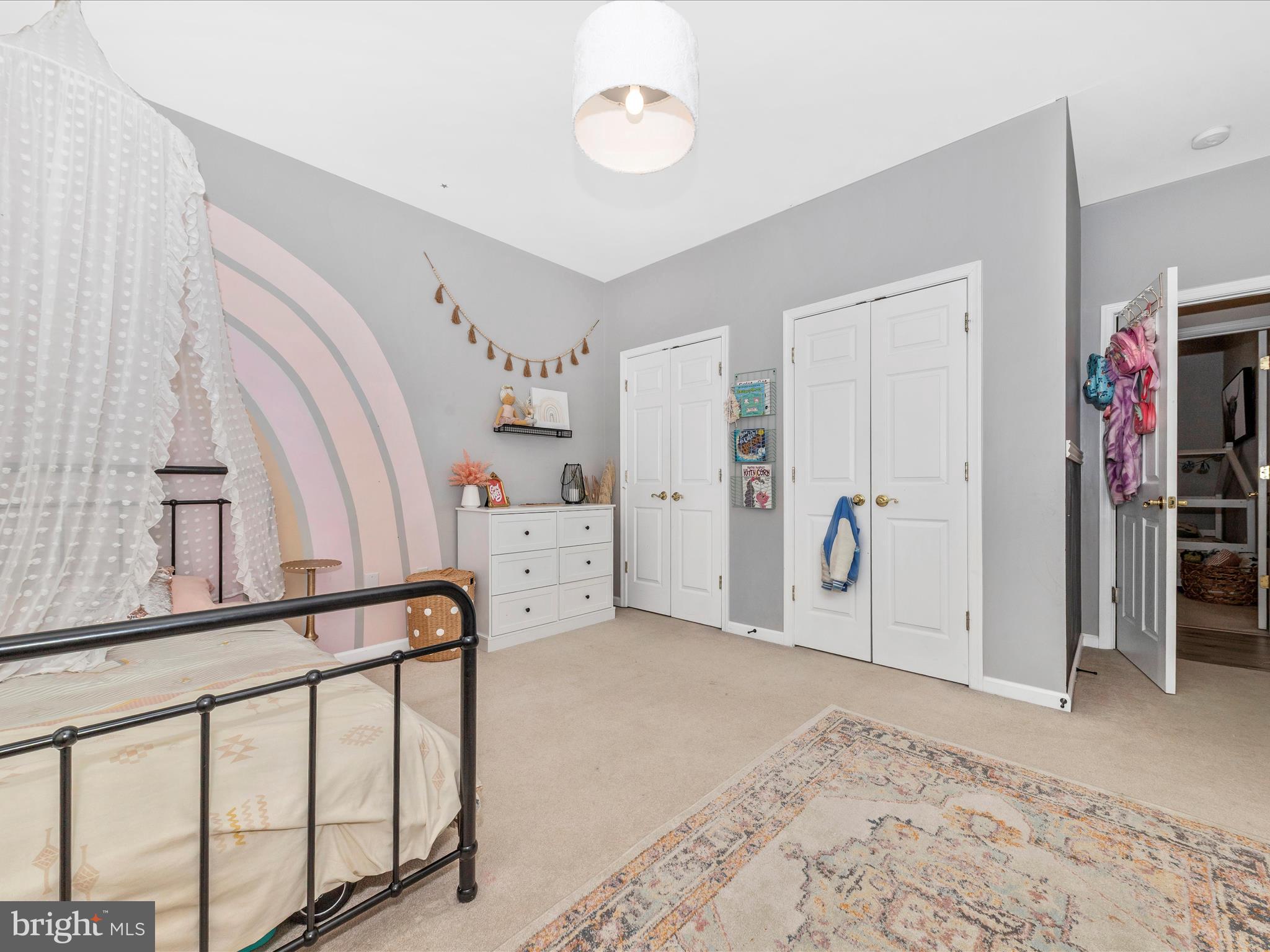 FORT HILL FARMS - Residential