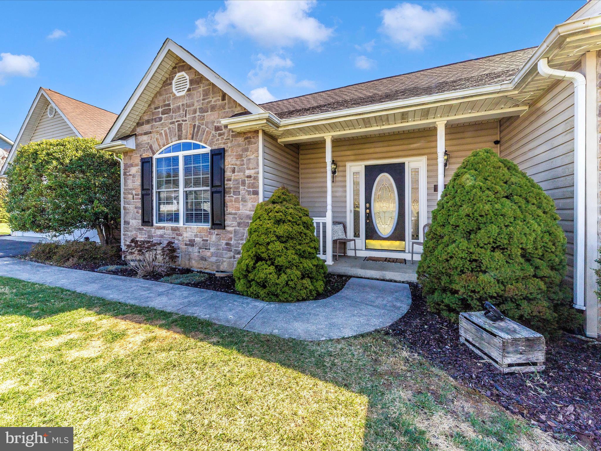 FORT HILL FARMS - Residential