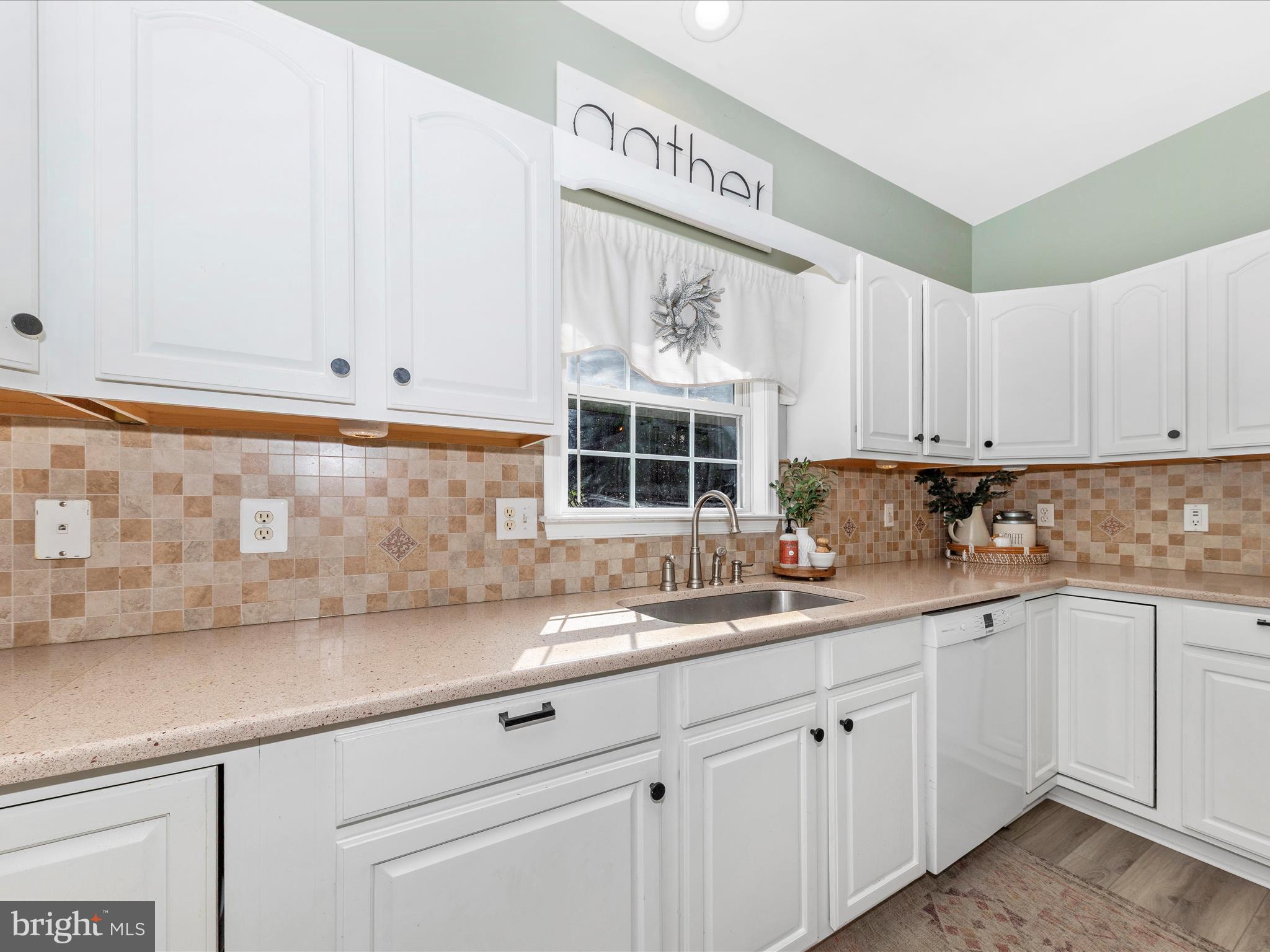 FORT HILL FARMS - Residential