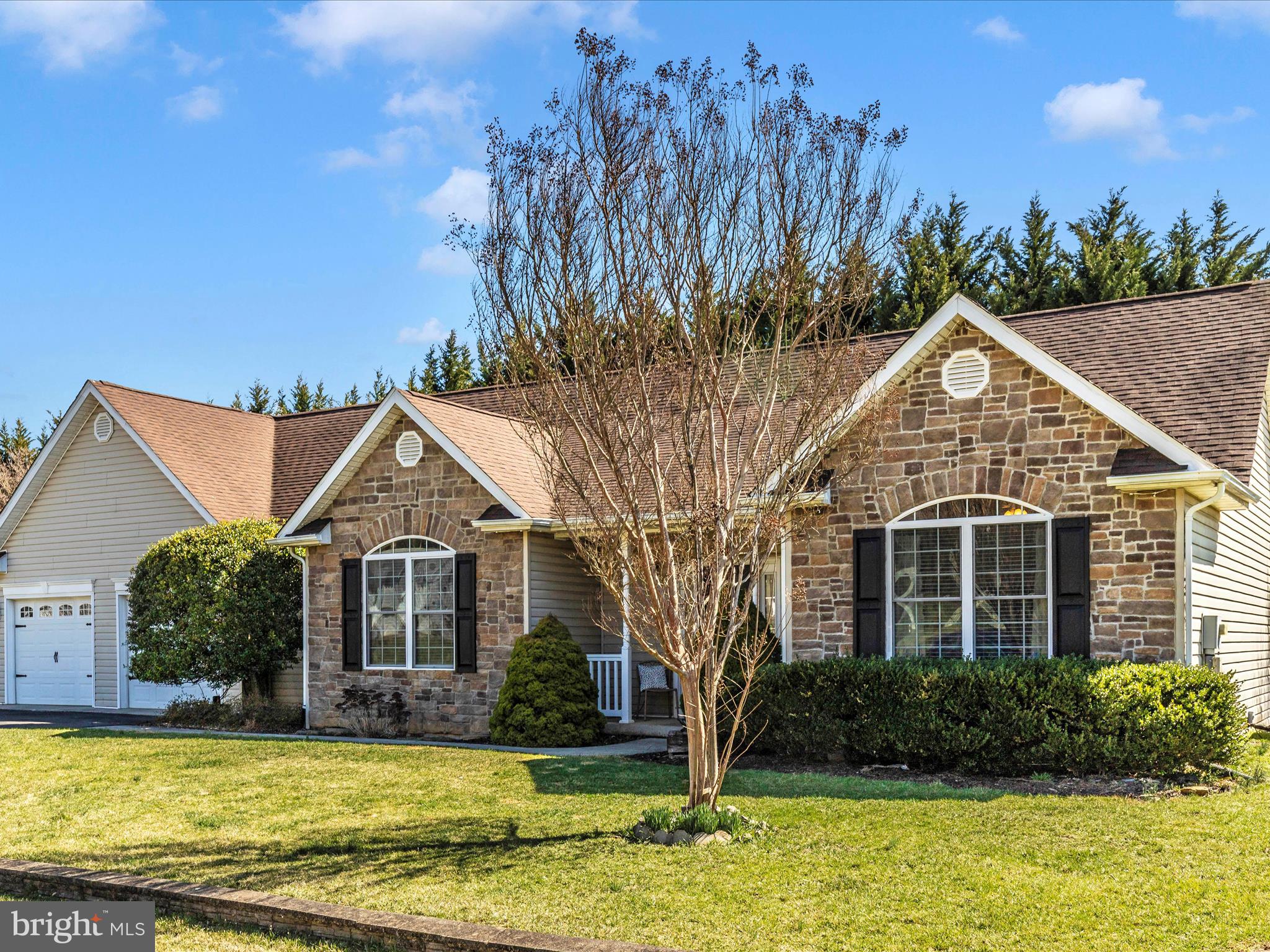 FORT HILL FARMS - Residential