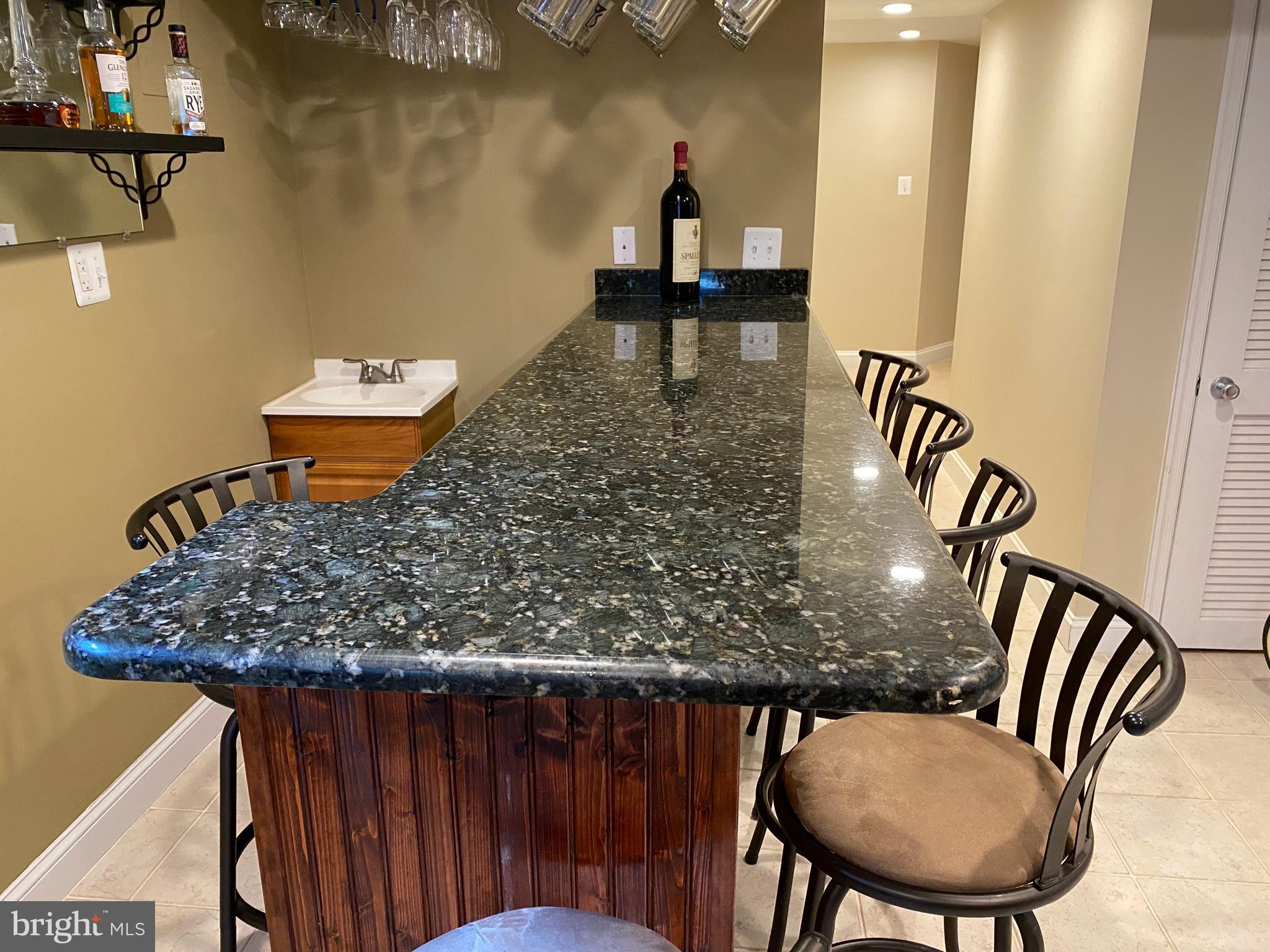 WADE-MAR ESTATES - Residential