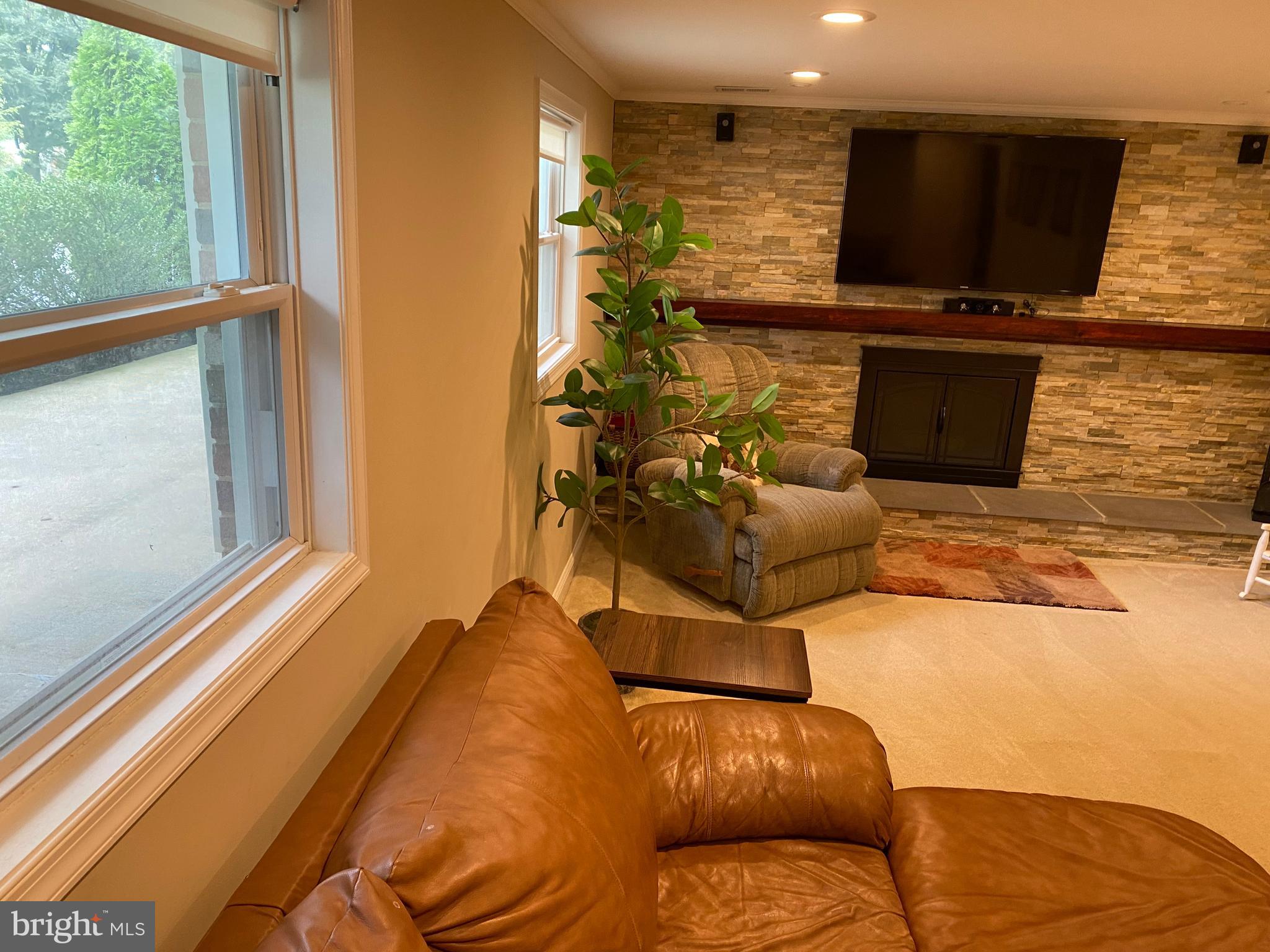 WADE-MAR ESTATES - Residential