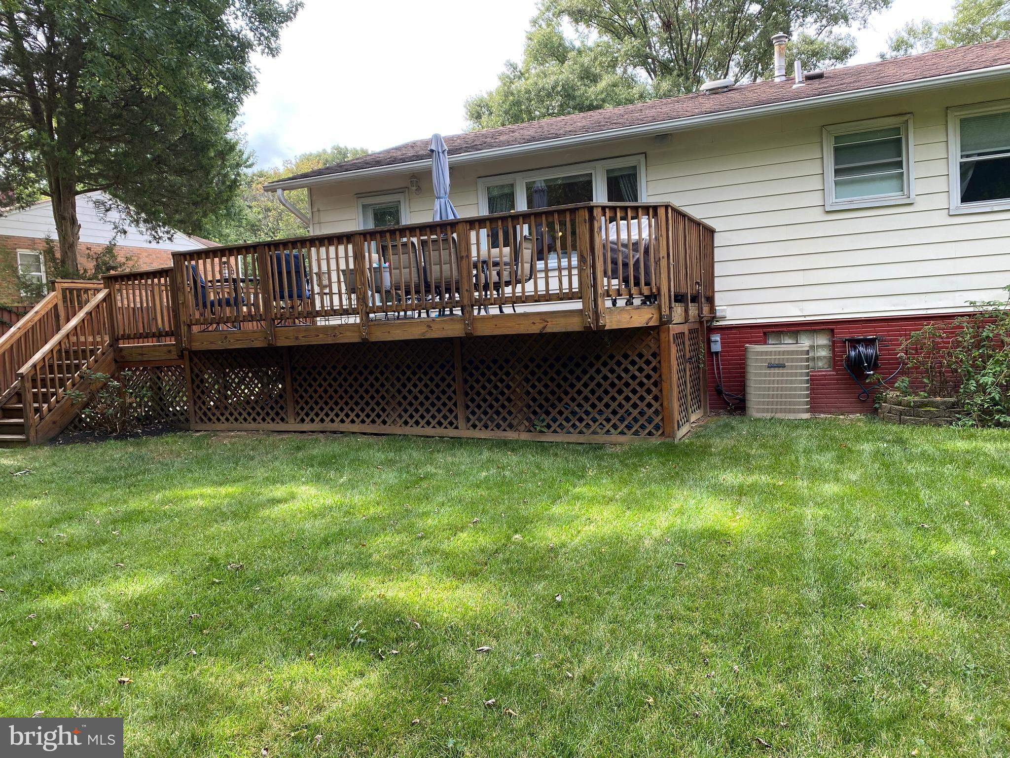 WADE-MAR ESTATES - Residential