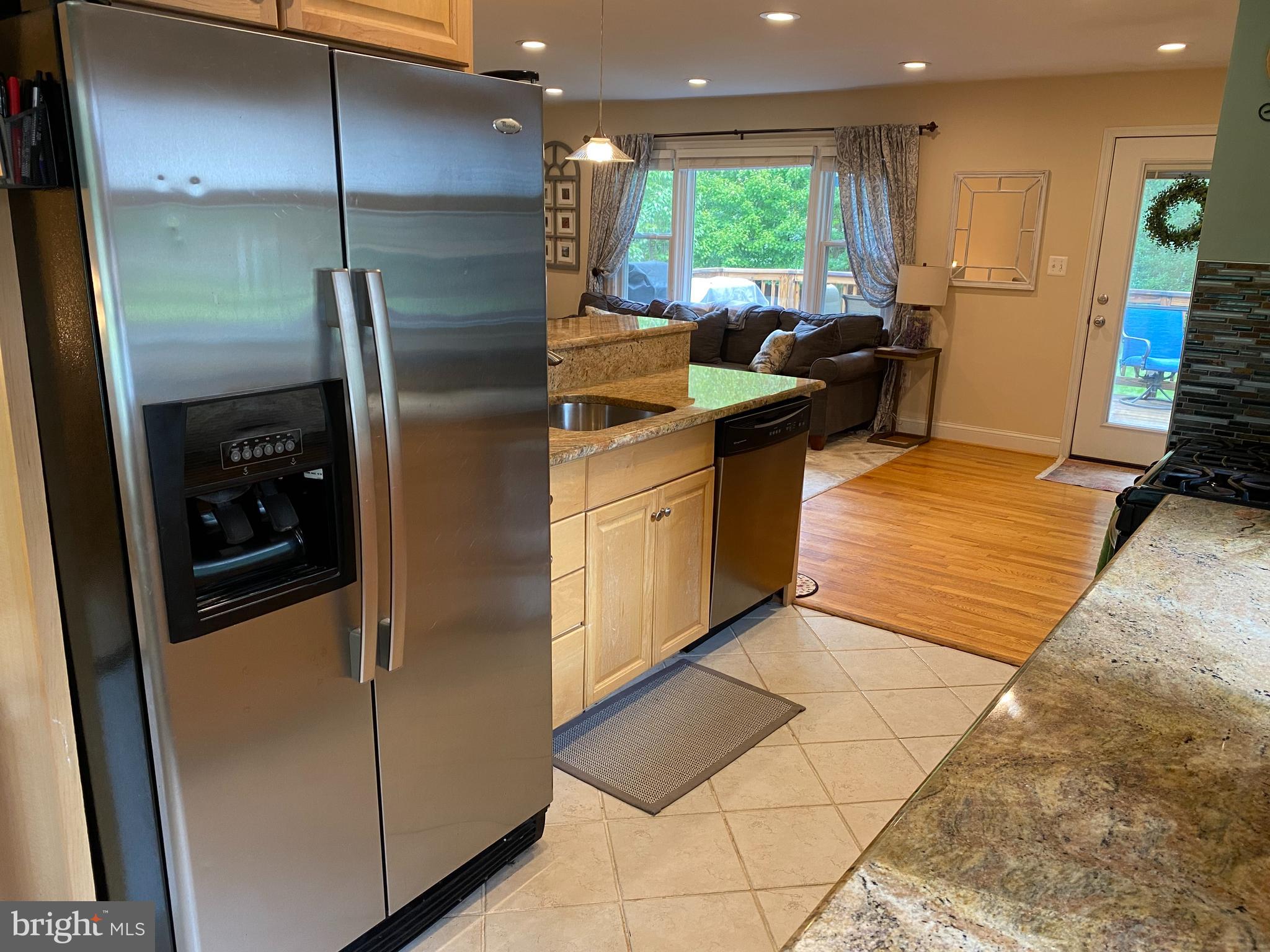 WADE-MAR ESTATES - Residential