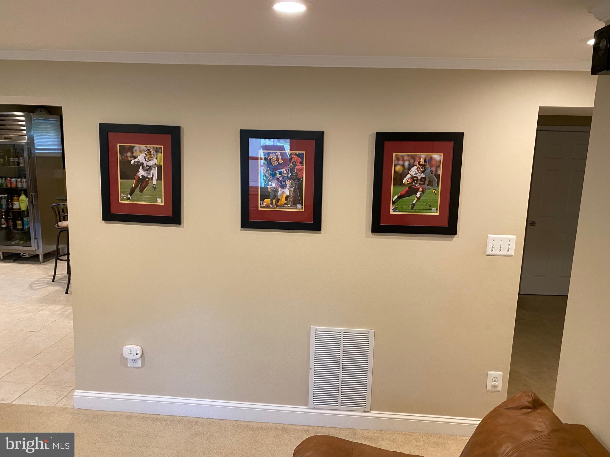 WADE-MAR ESTATES - Residential