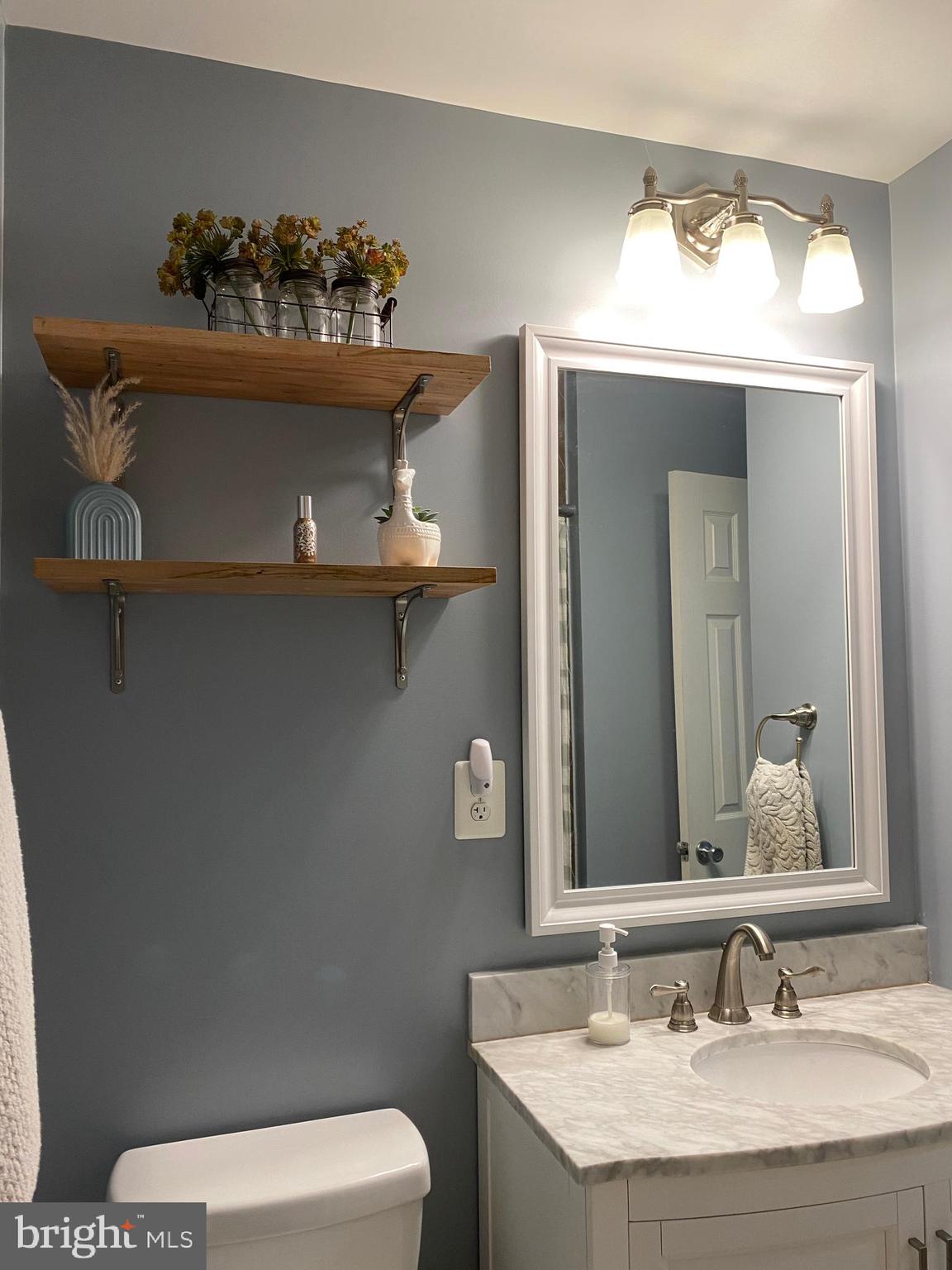 WADE-MAR ESTATES - Residential