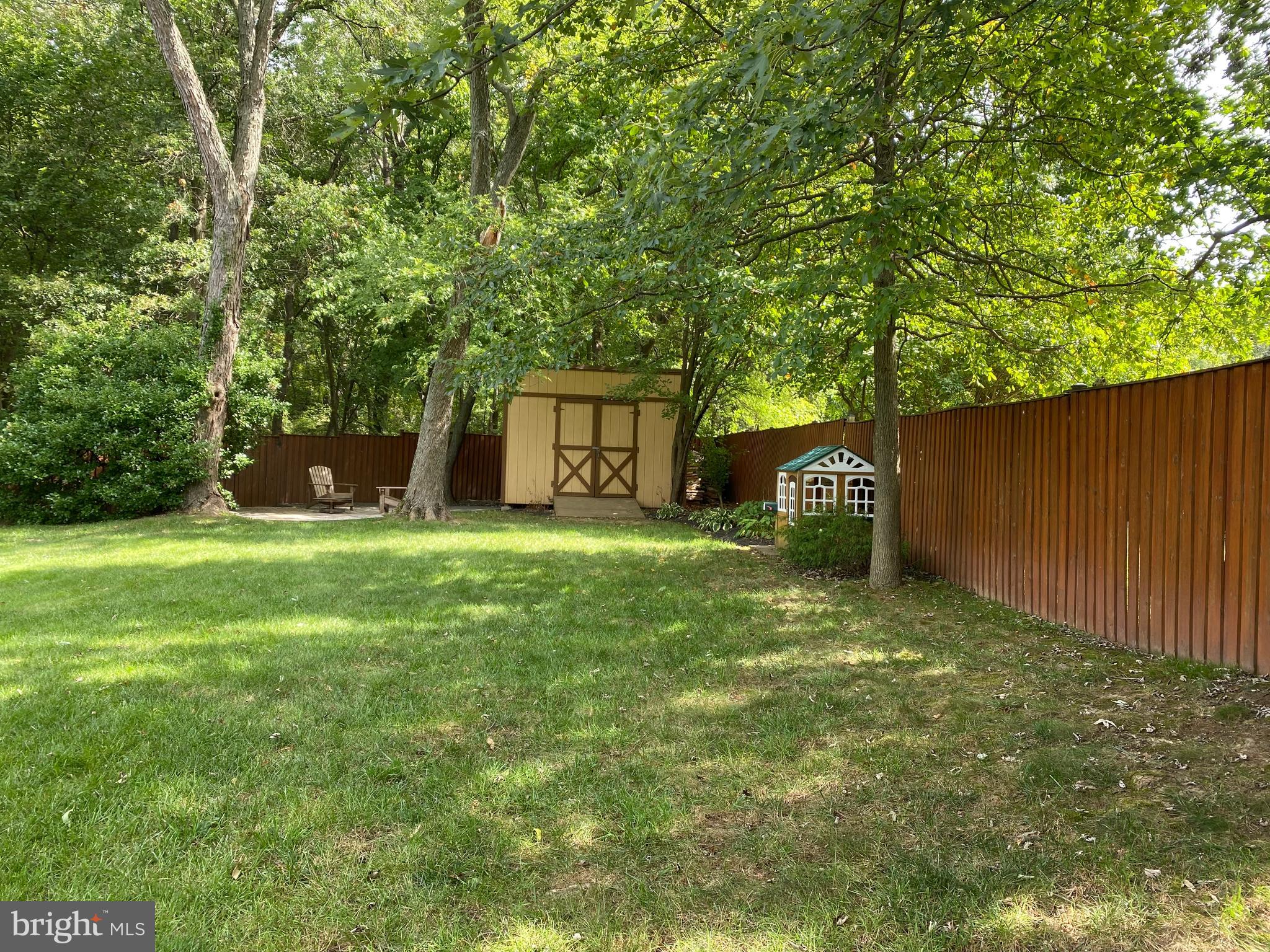 WADE-MAR ESTATES - Residential